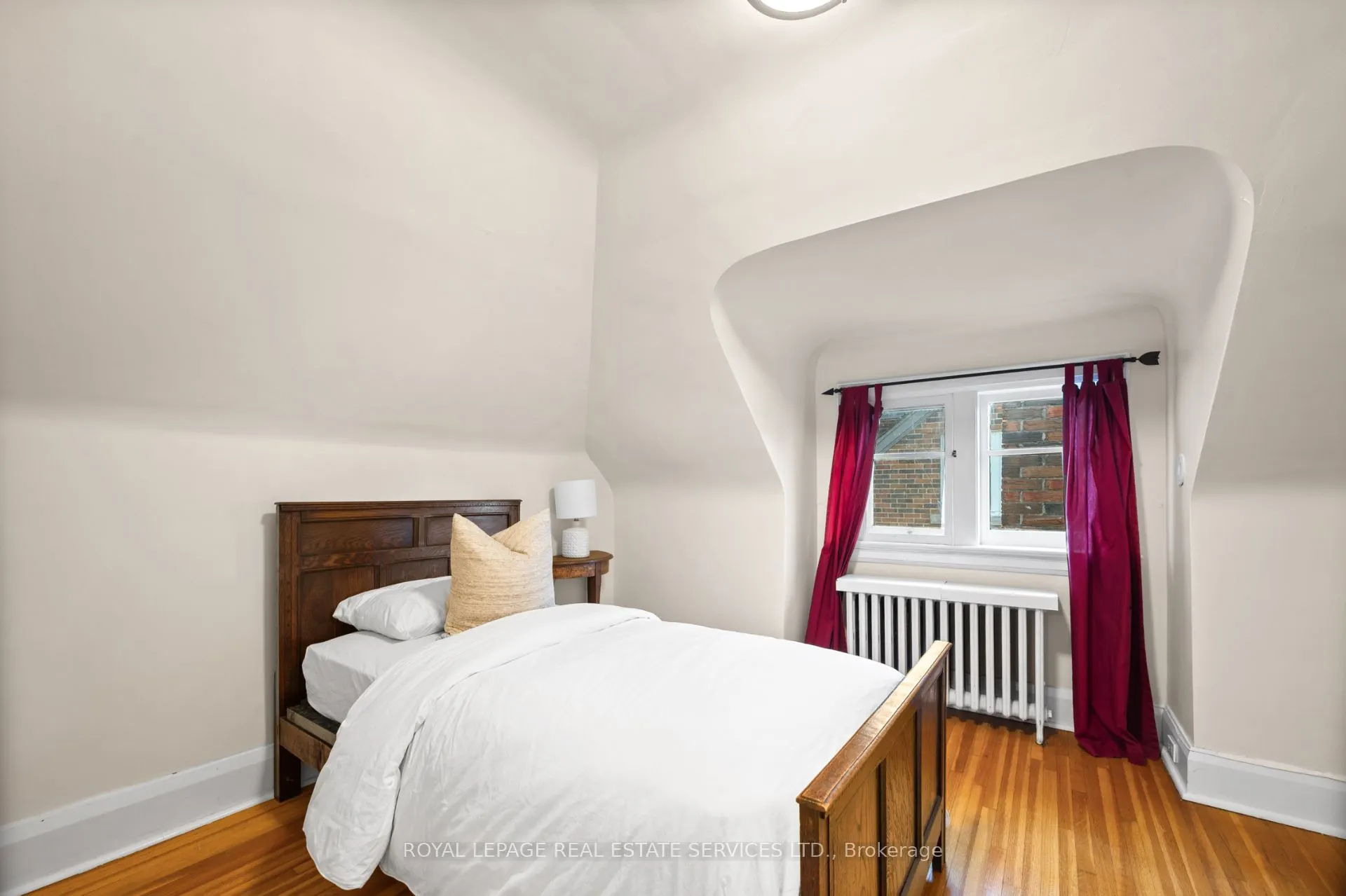 64 Grenview Boulevard N