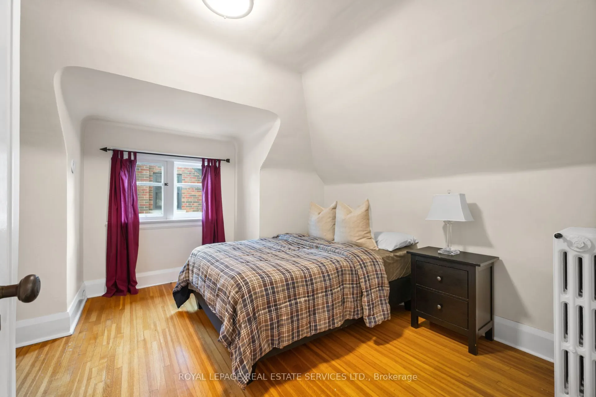 64 Grenview Boulevard N