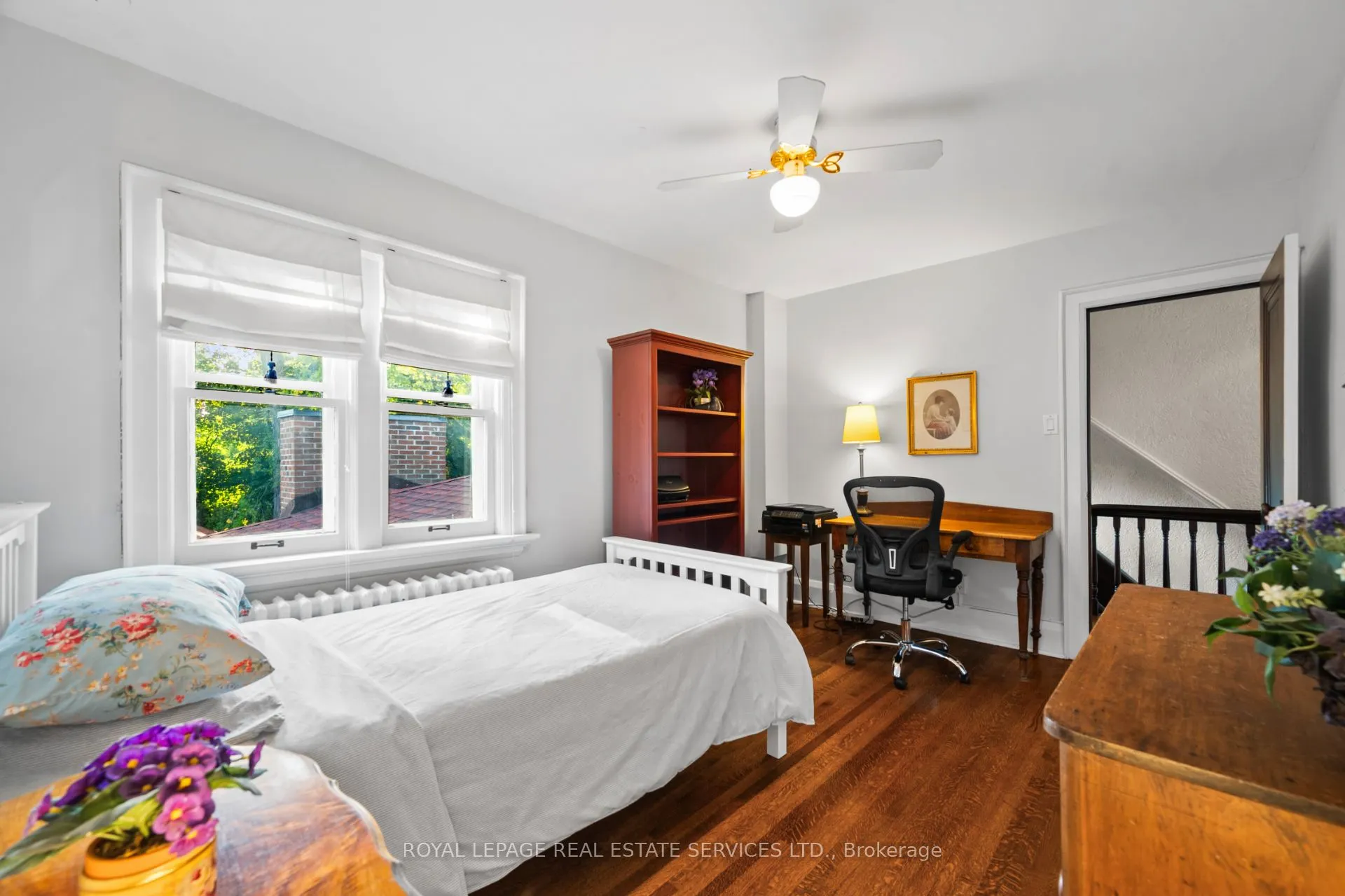 64 Grenview Boulevard N