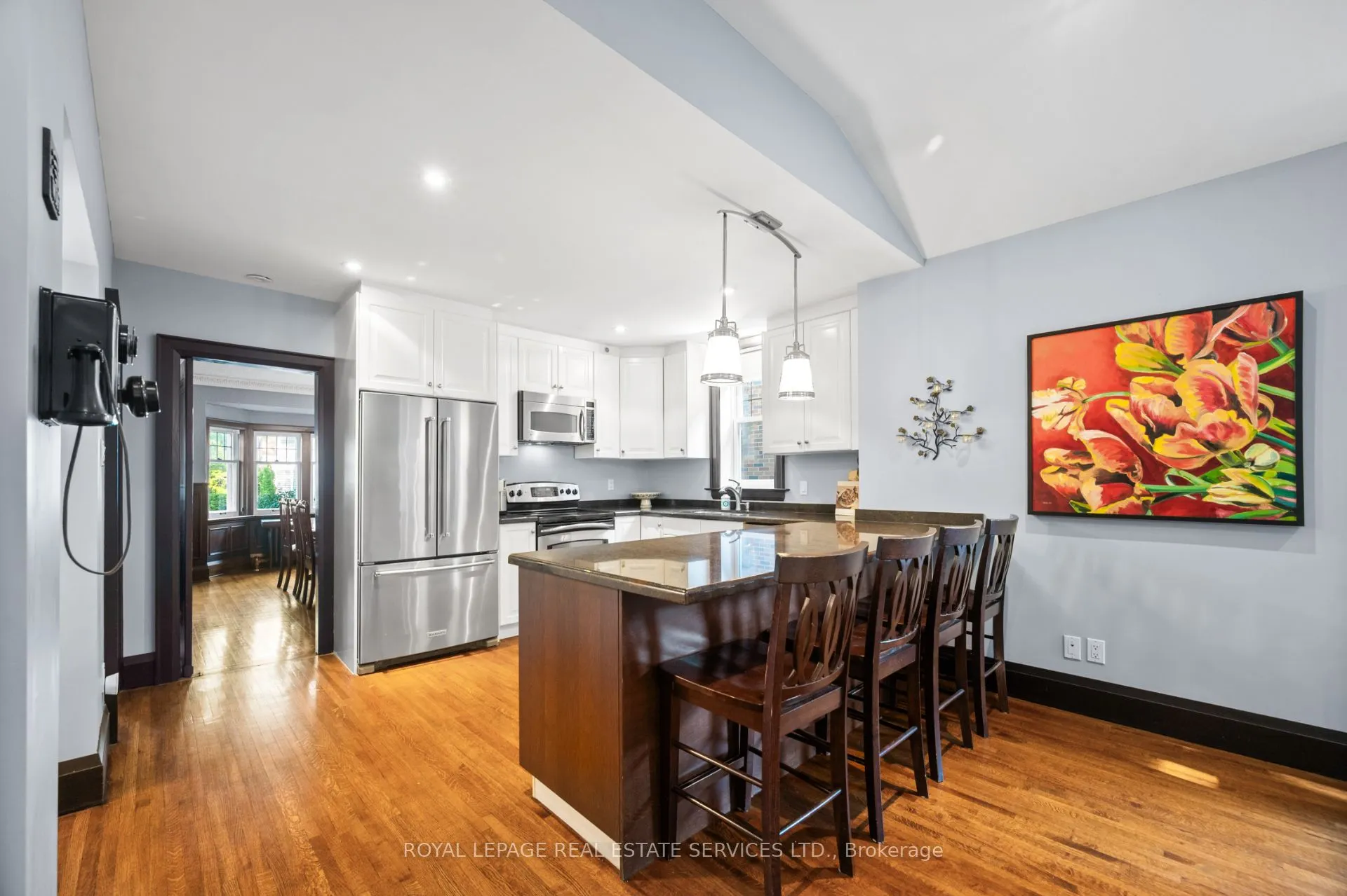 64 Grenview Boulevard N