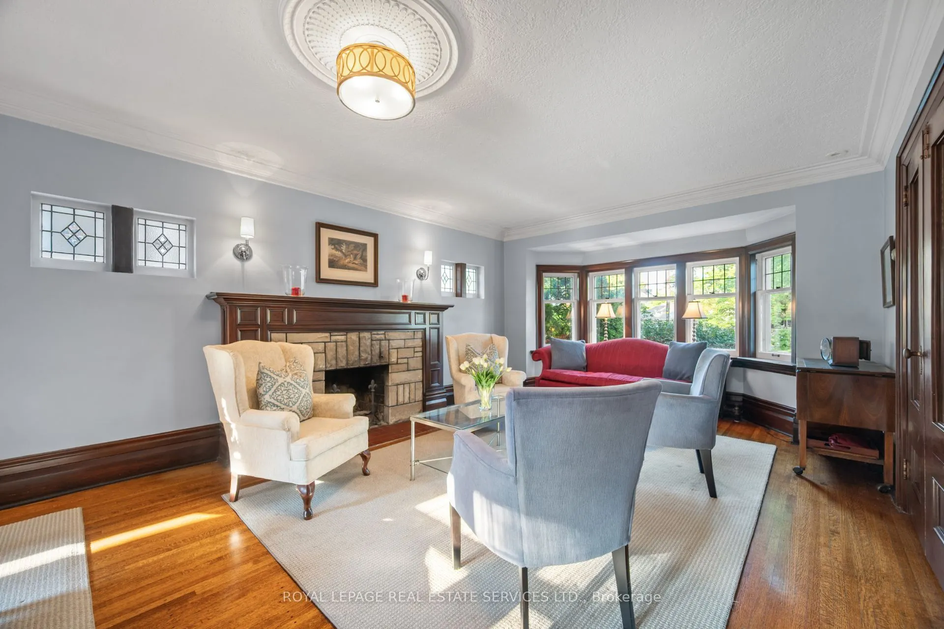 64 Grenview Boulevard N