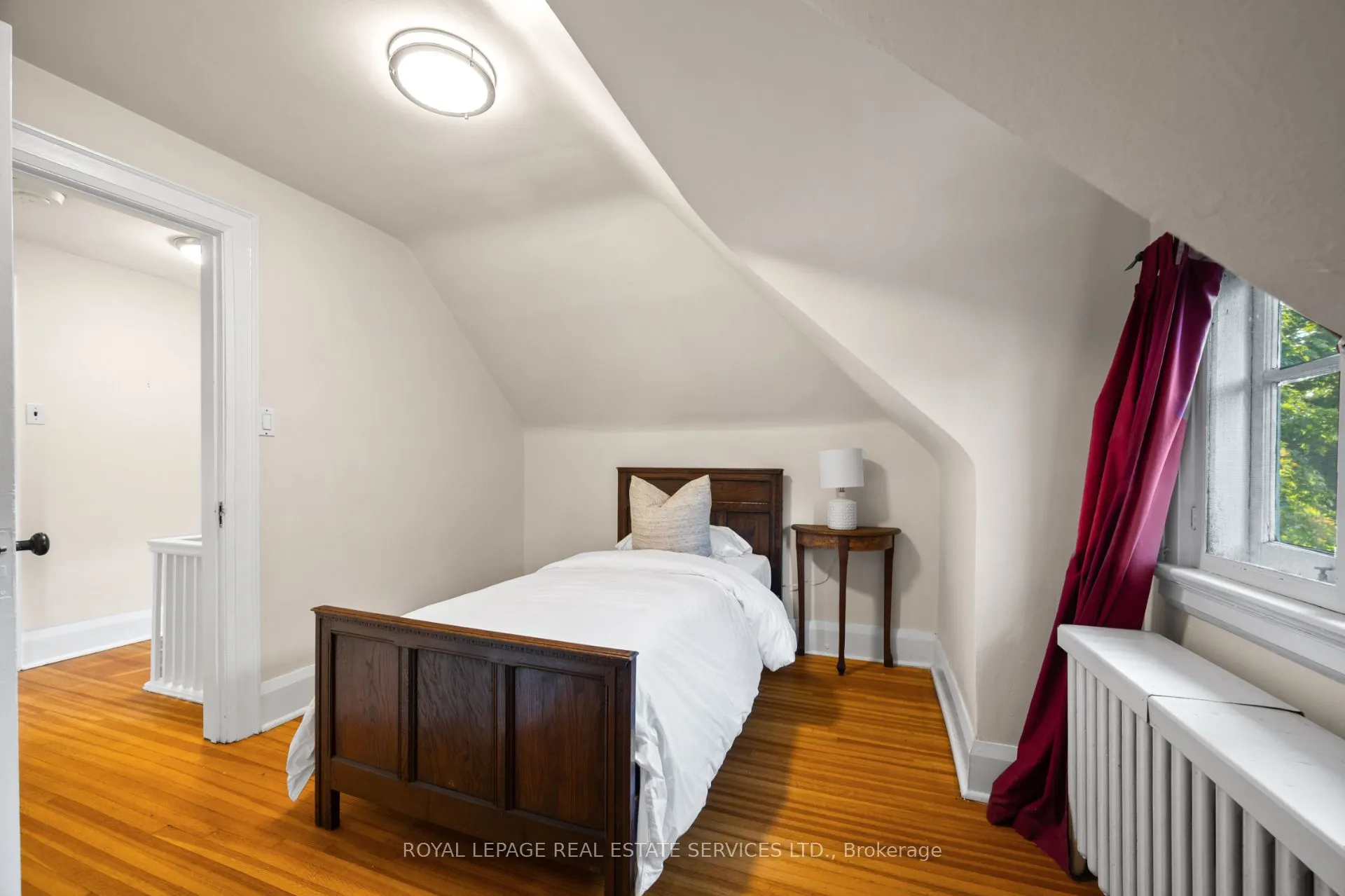 64 Grenview Boulevard N