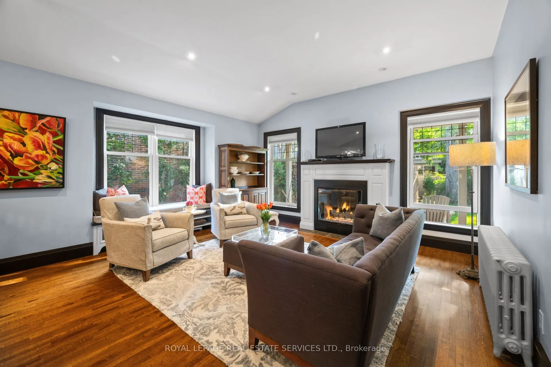 64 Grenview Boulevard N