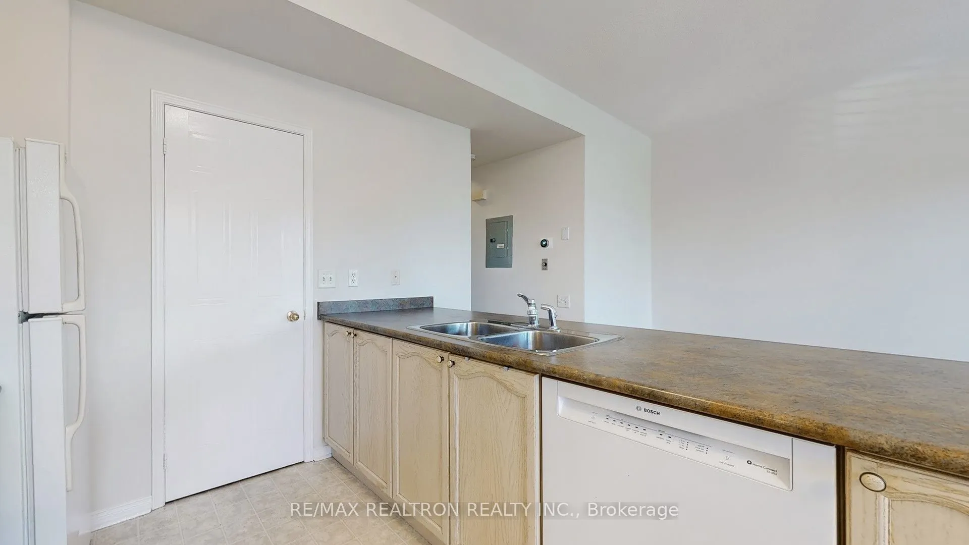 760 Lawrence Avenue W, #158