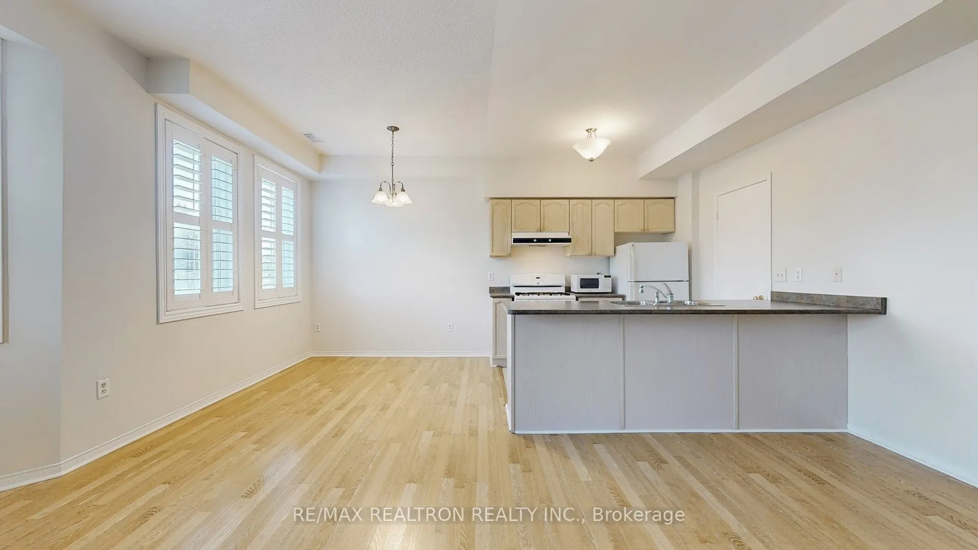 760 Lawrence Avenue W, #158
