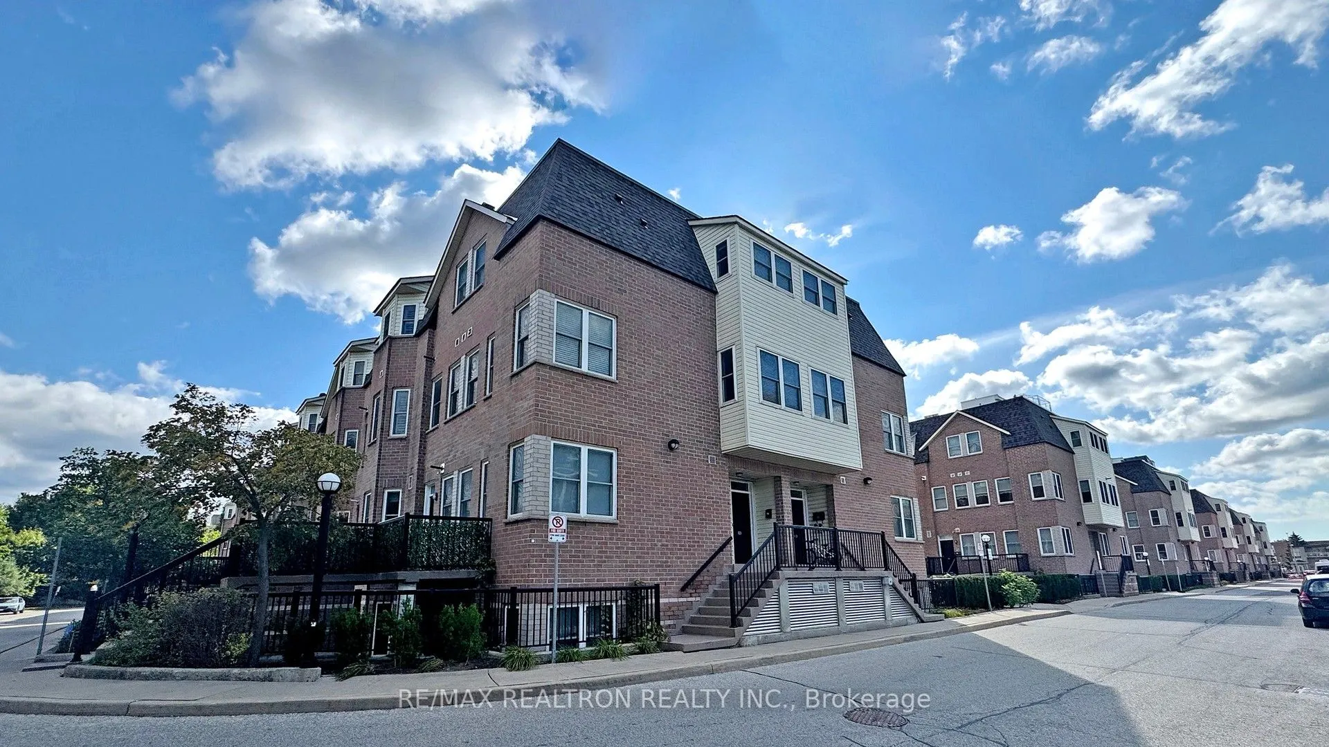 760 Lawrence Avenue W, #158
