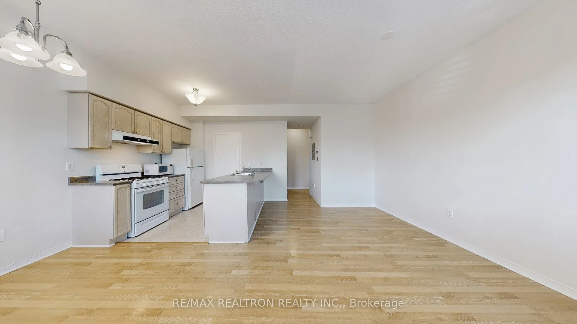 760 Lawrence Avenue W, #158