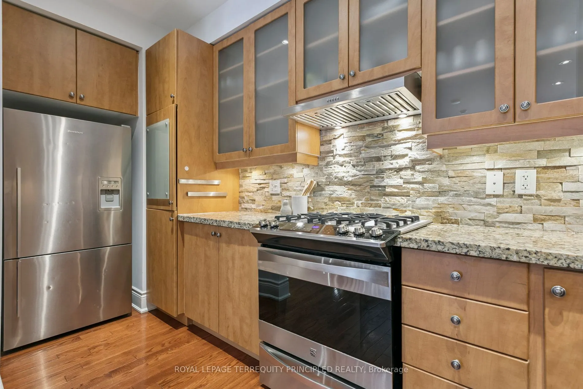 1968 Bloor Street W, #6