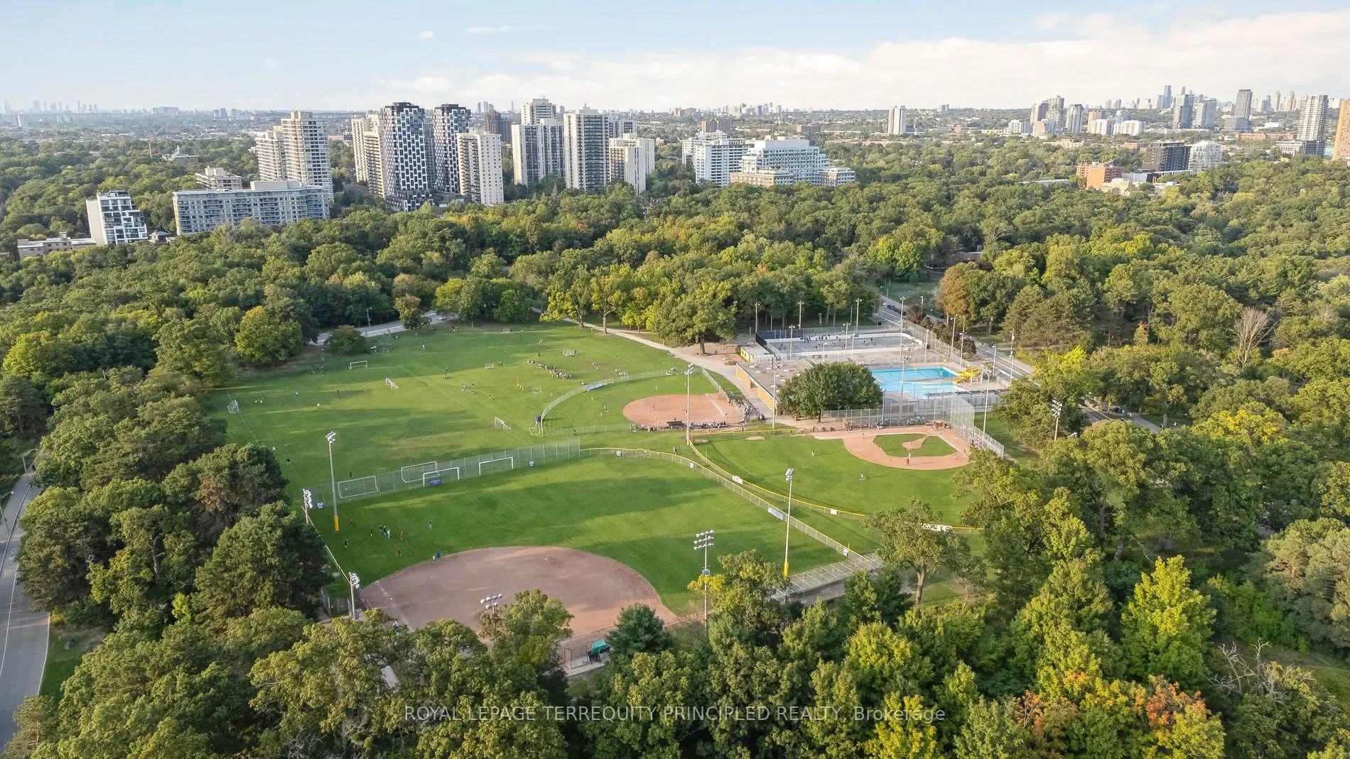 1968 Bloor Street W, #6