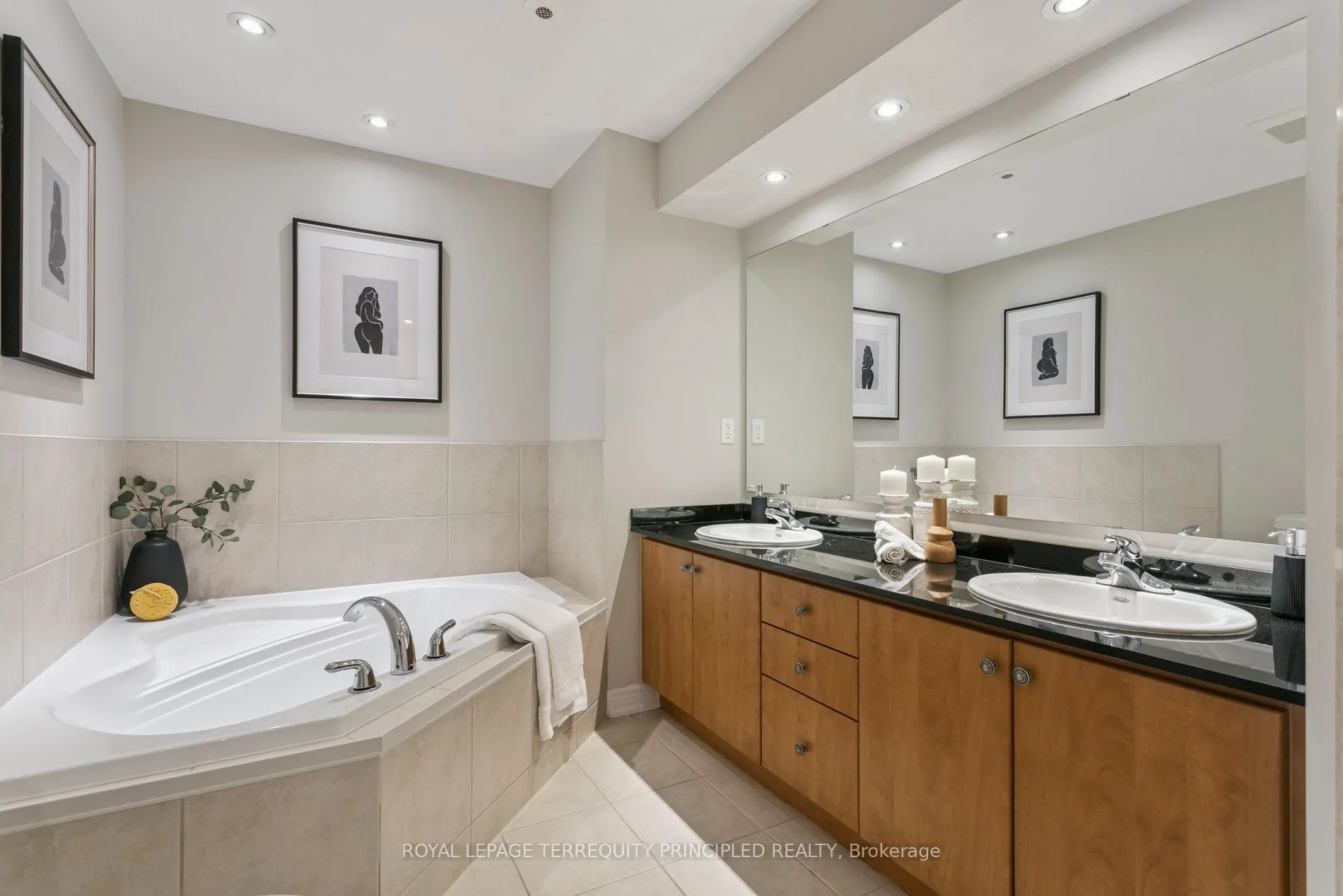 1968 Bloor Street W, #6