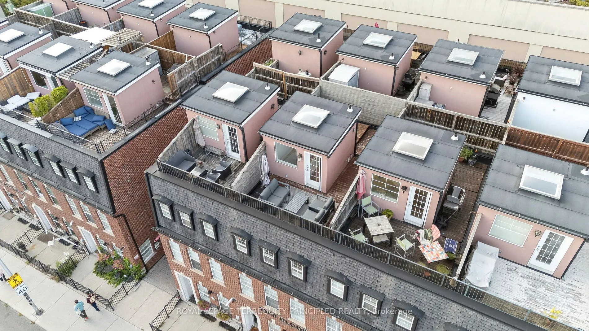 1968 Bloor Street W, #6