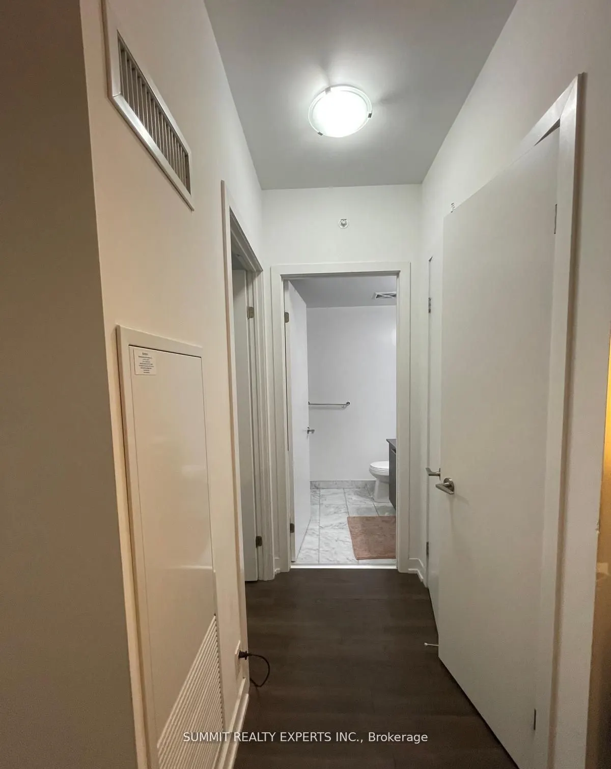 10 parklawn Road E, #519