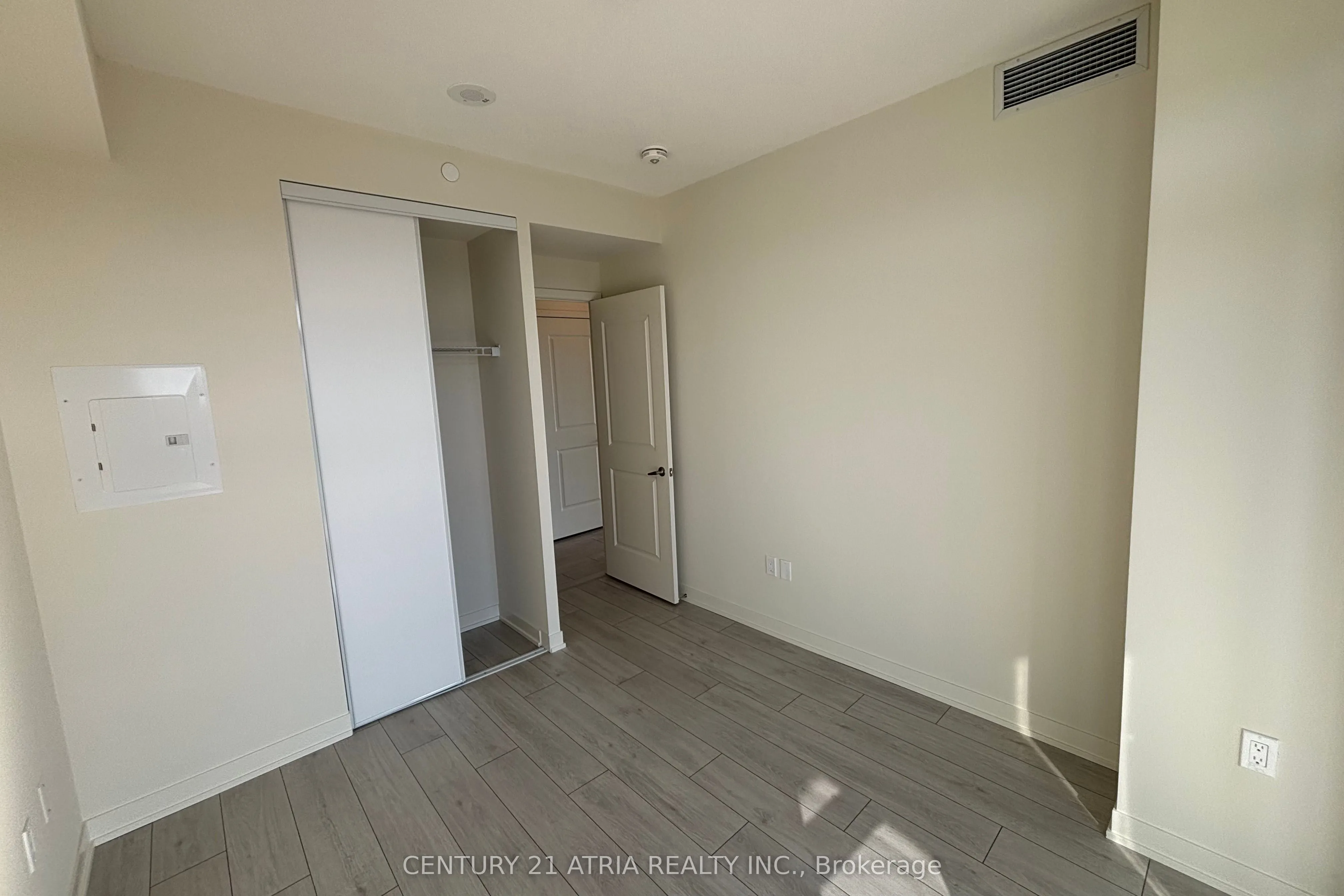 38 Annie Craig Drive, #3608