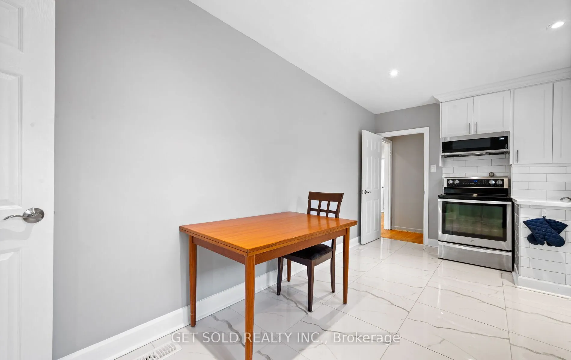 57 Taysham Crescent
