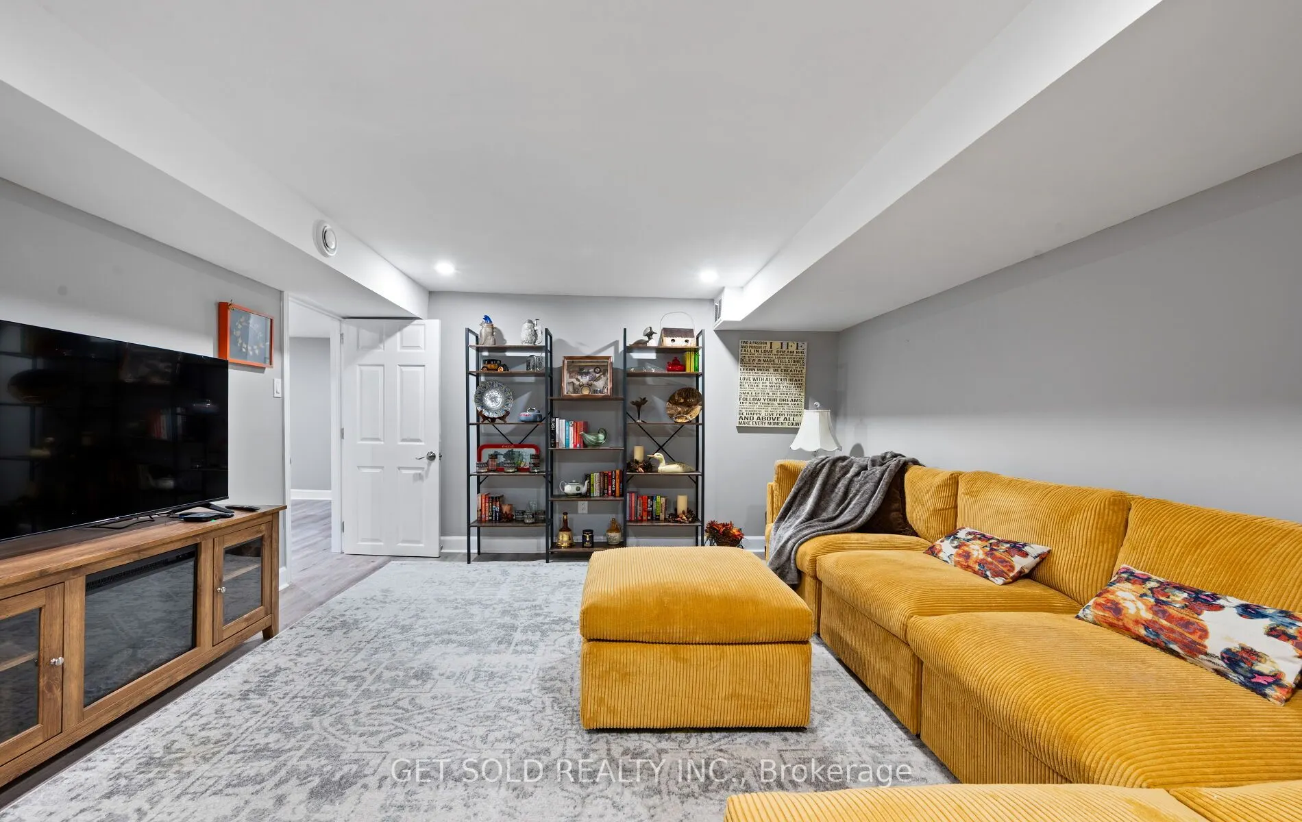 57 Taysham Crescent