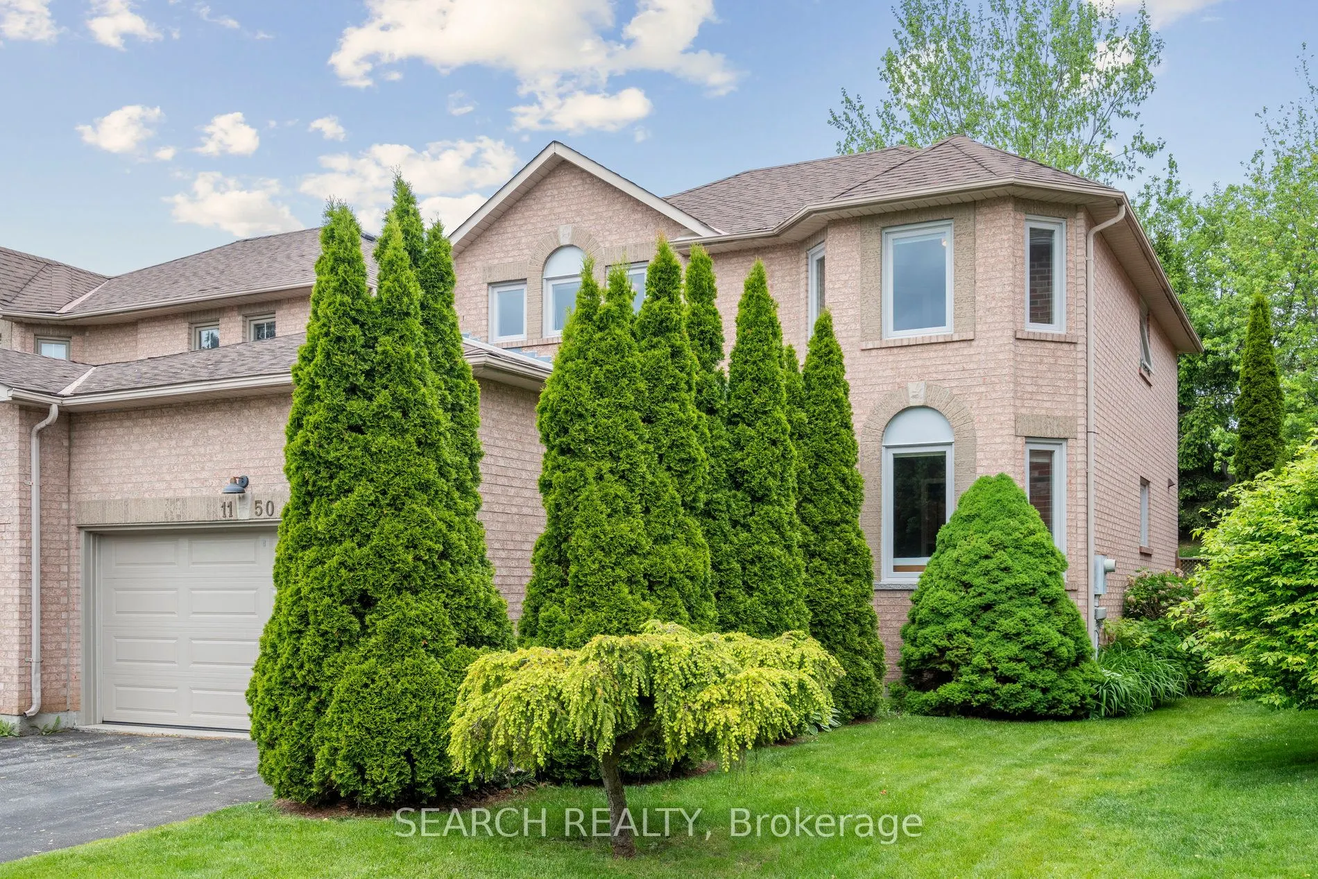 1150 Queen Street W