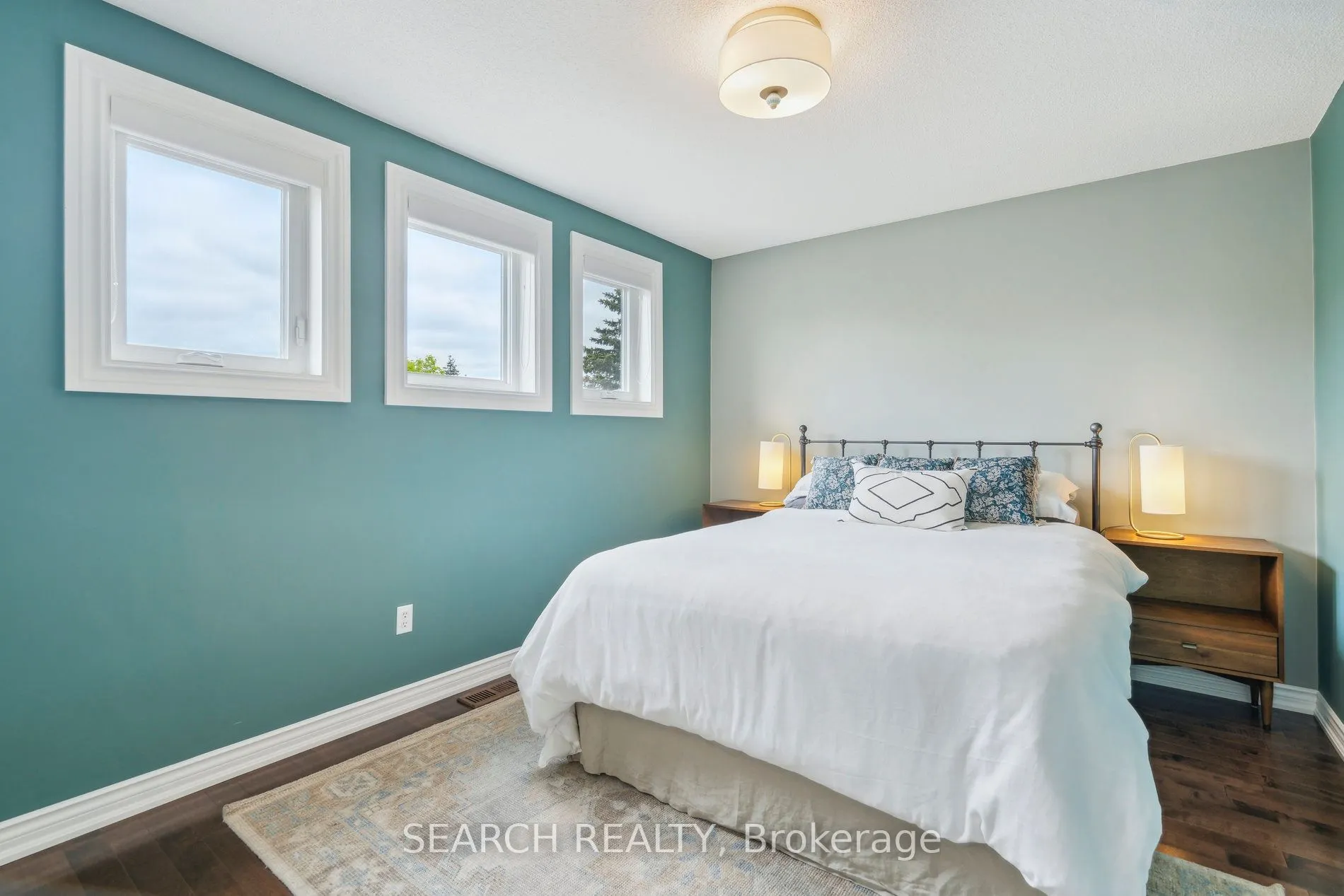 1150 Queen Street W