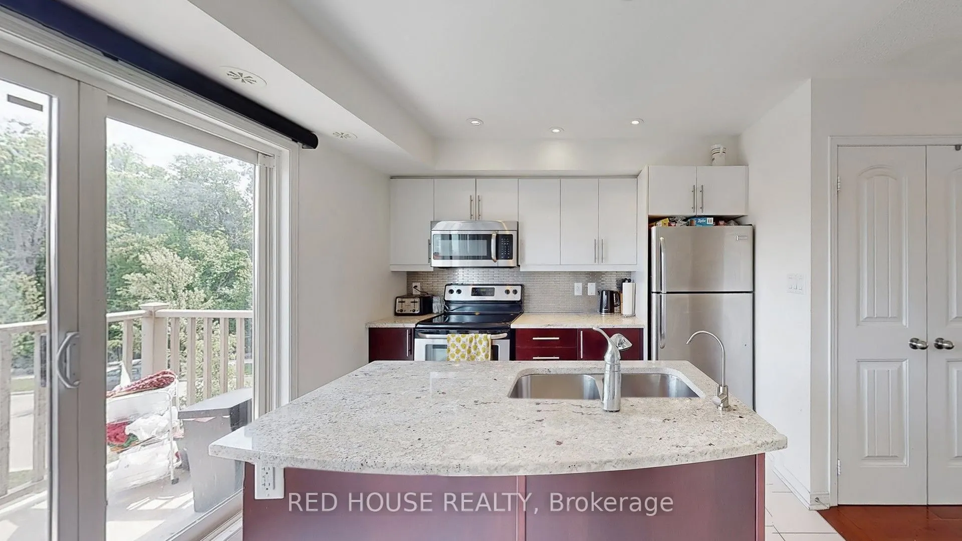 5585 Oscar Peterson Boulevard, #2