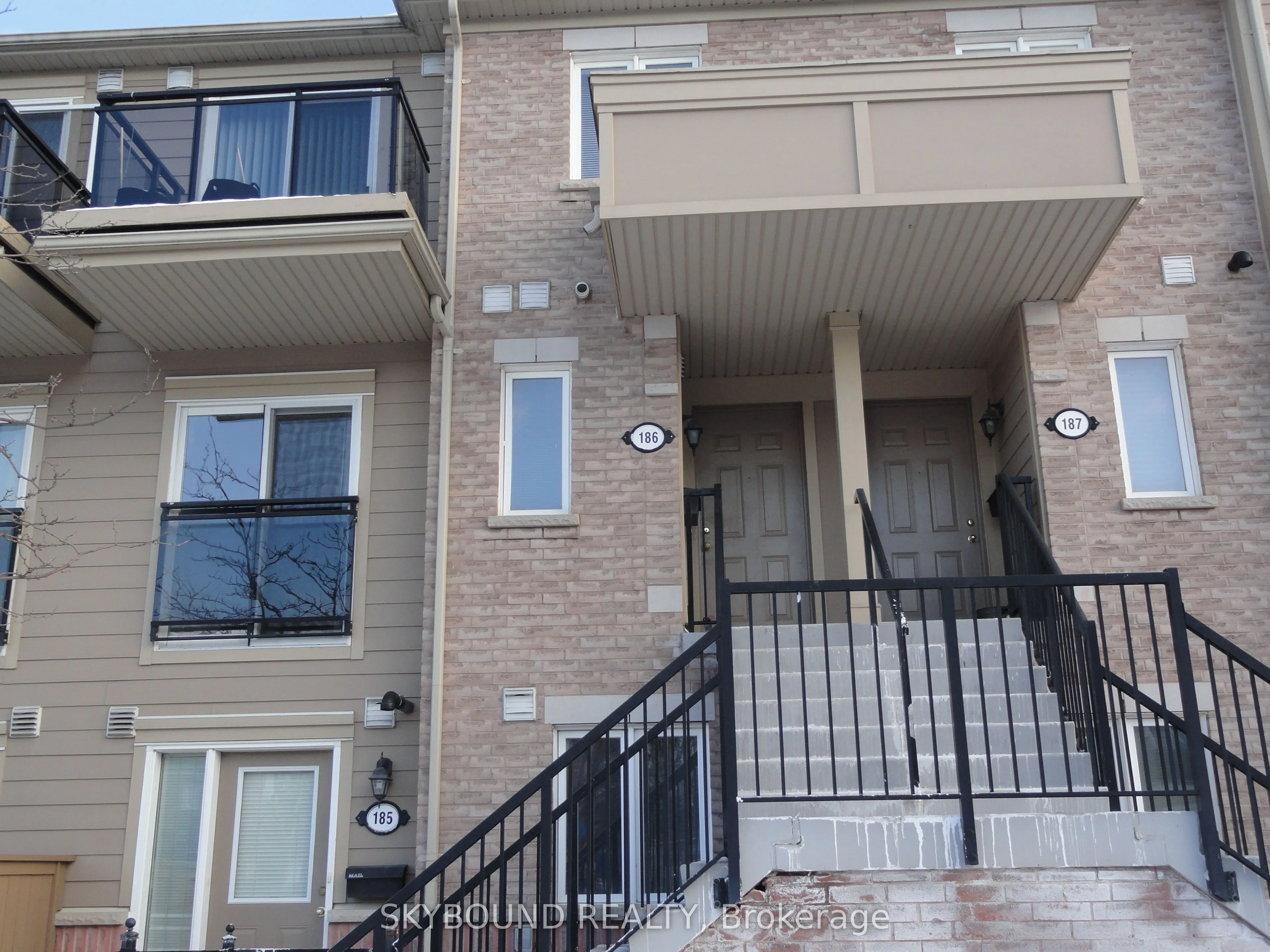 4975 Southampton Drive, ##186