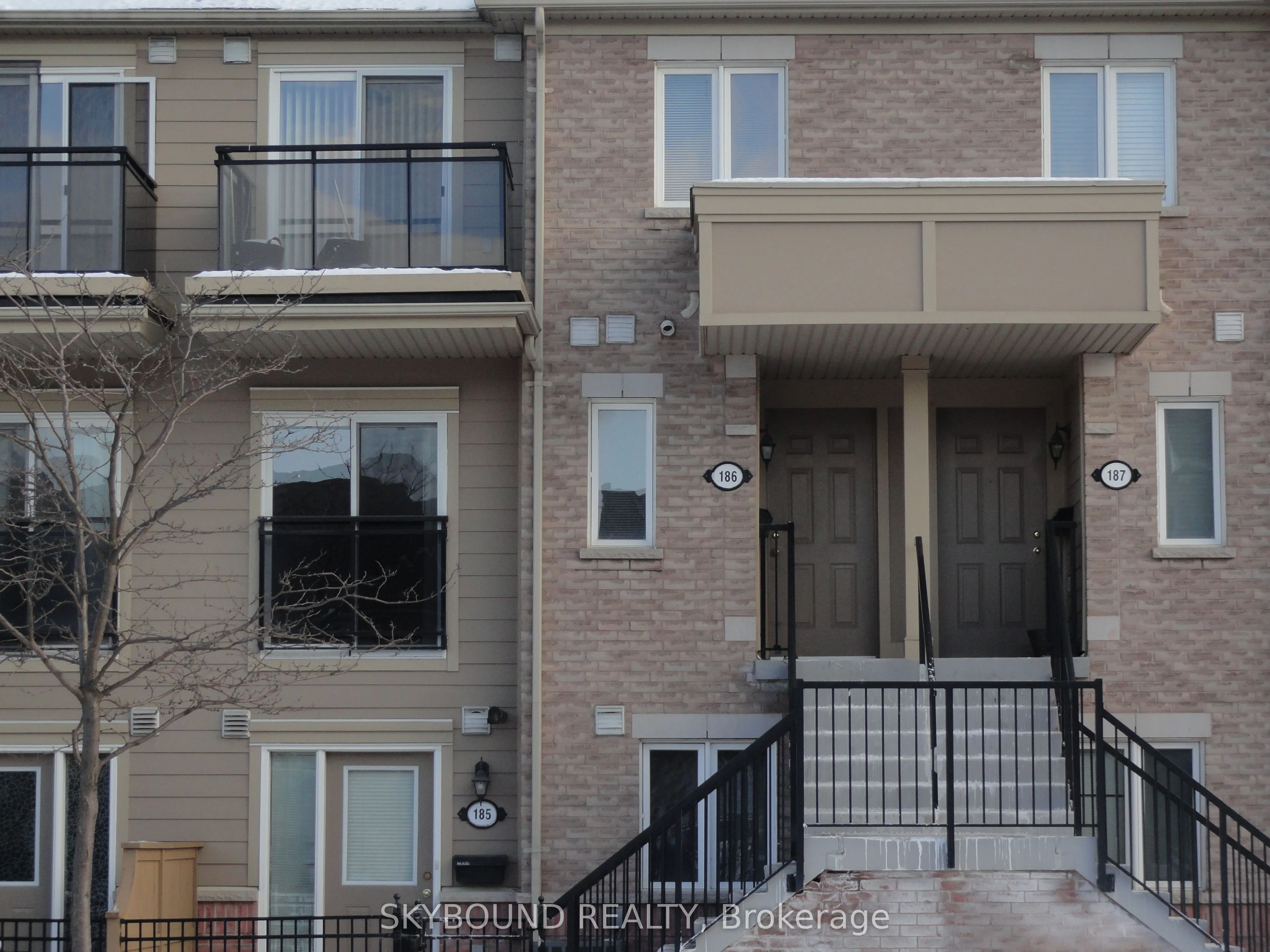 4975 Southampton Drive, ##186