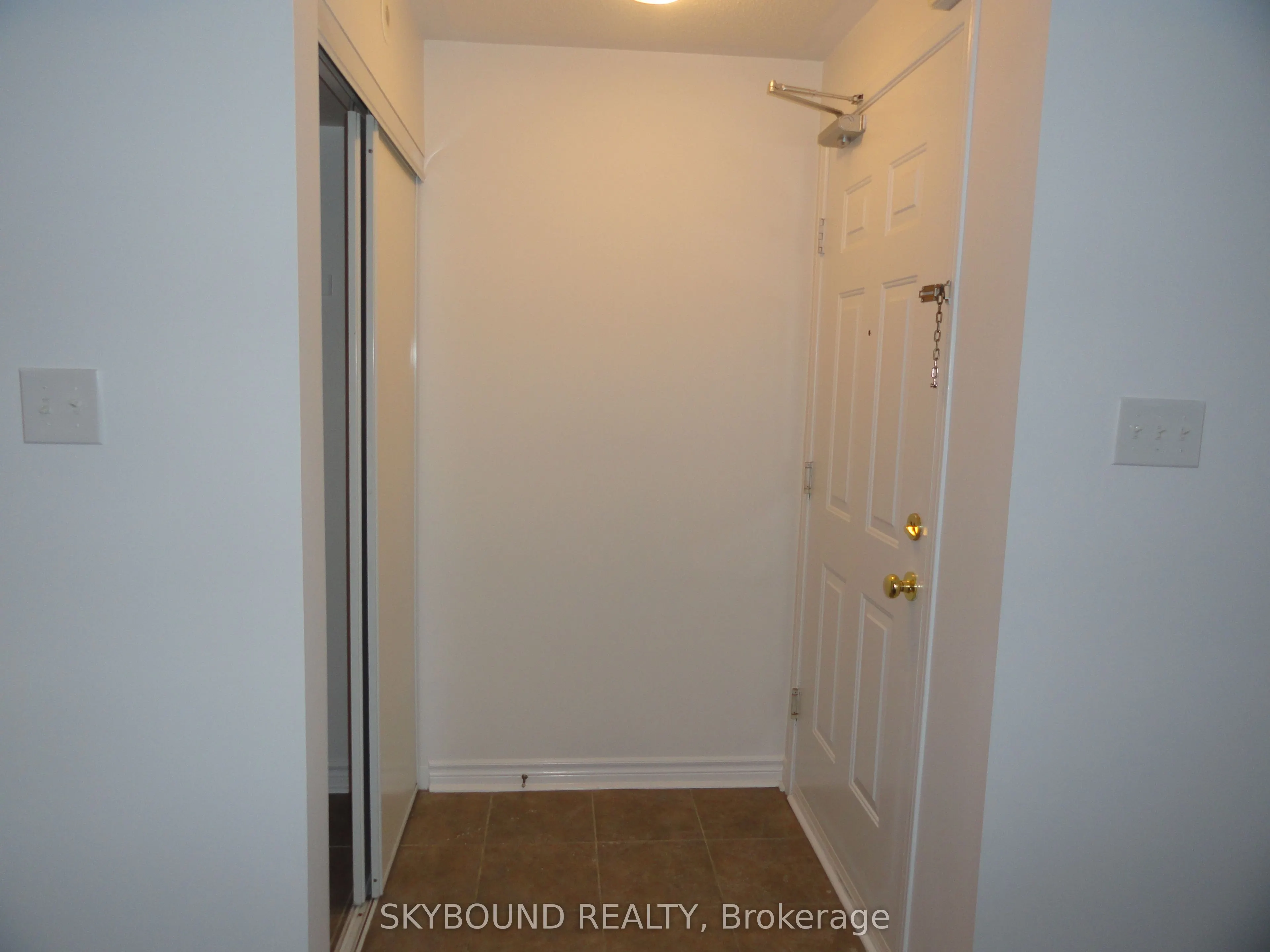 4975 Southampton Drive, ##186