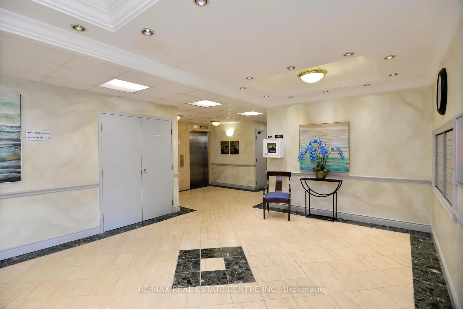 200 Broadway, #406