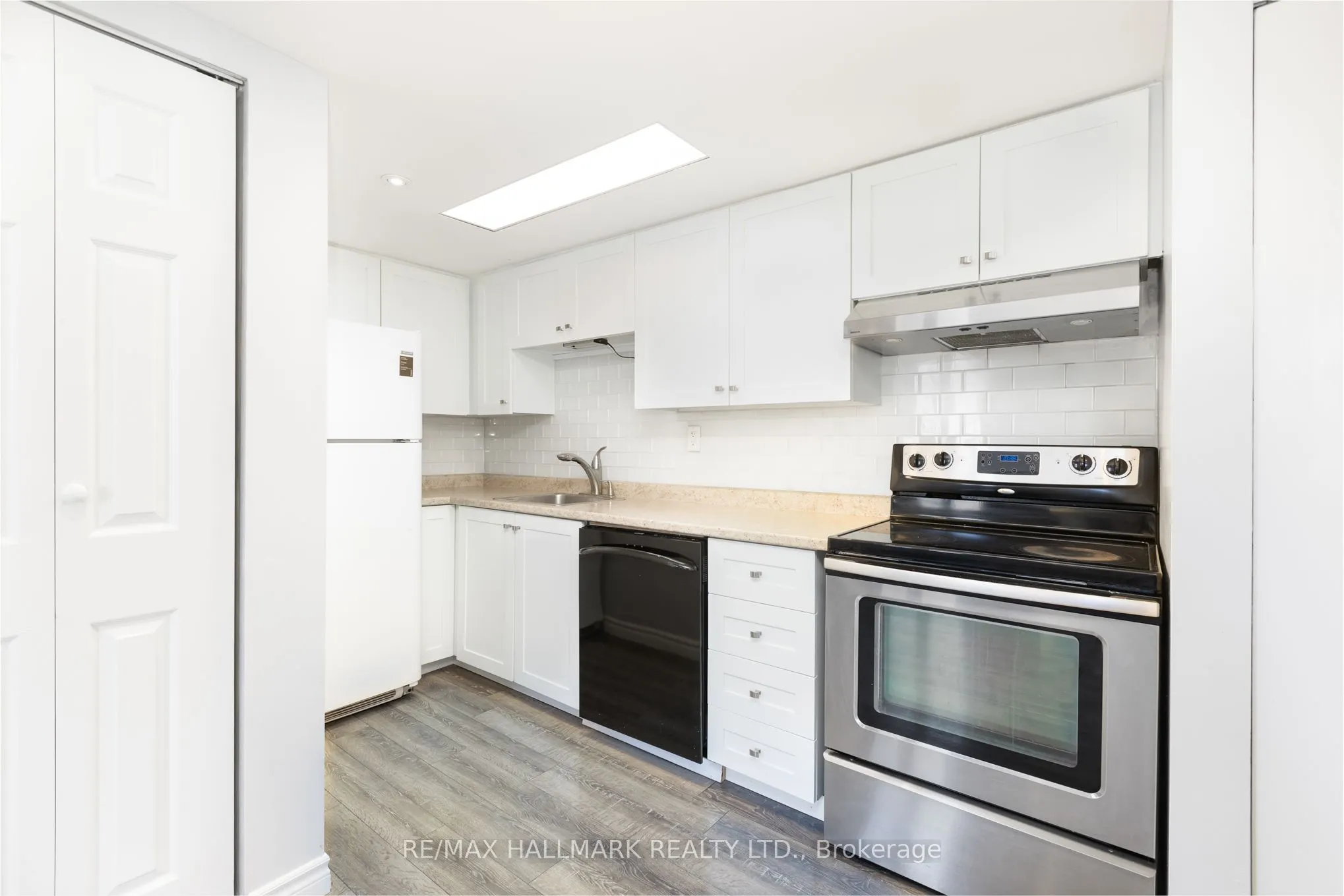 1250 King Street W, #30