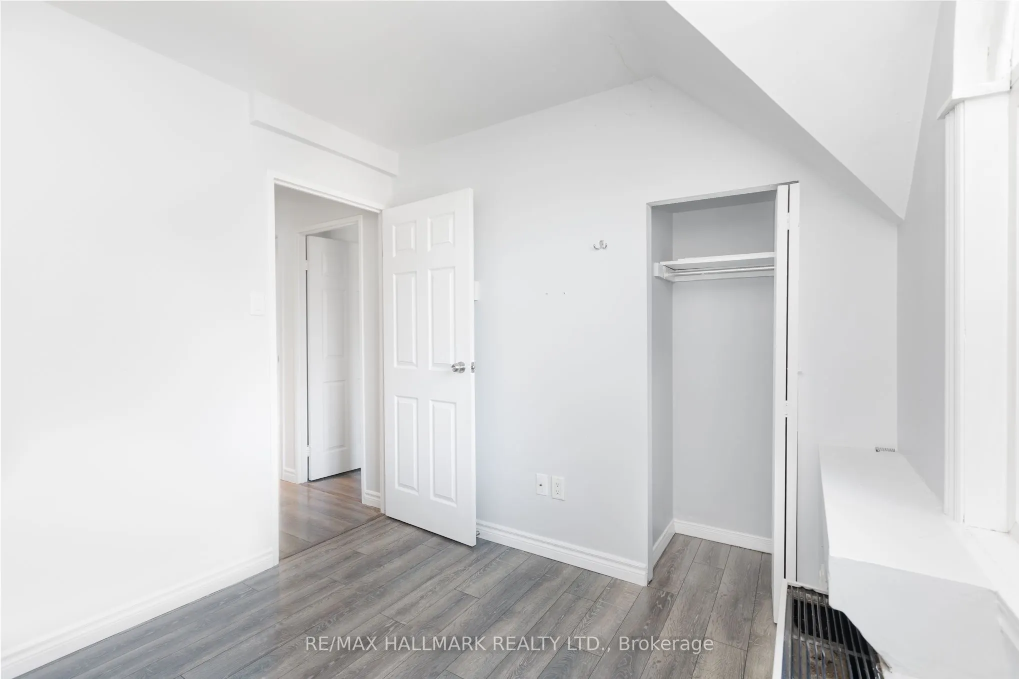 1250 King Street W, #30