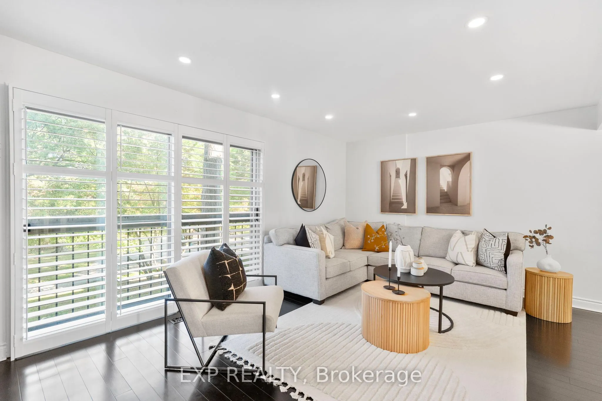 6855 Glen Erin Drive, #21