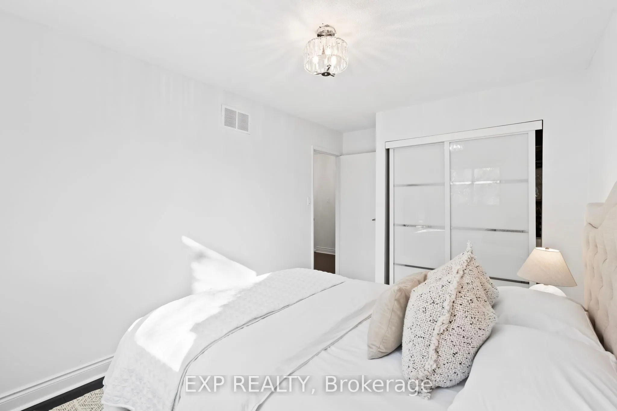 6855 Glen Erin Drive, #21