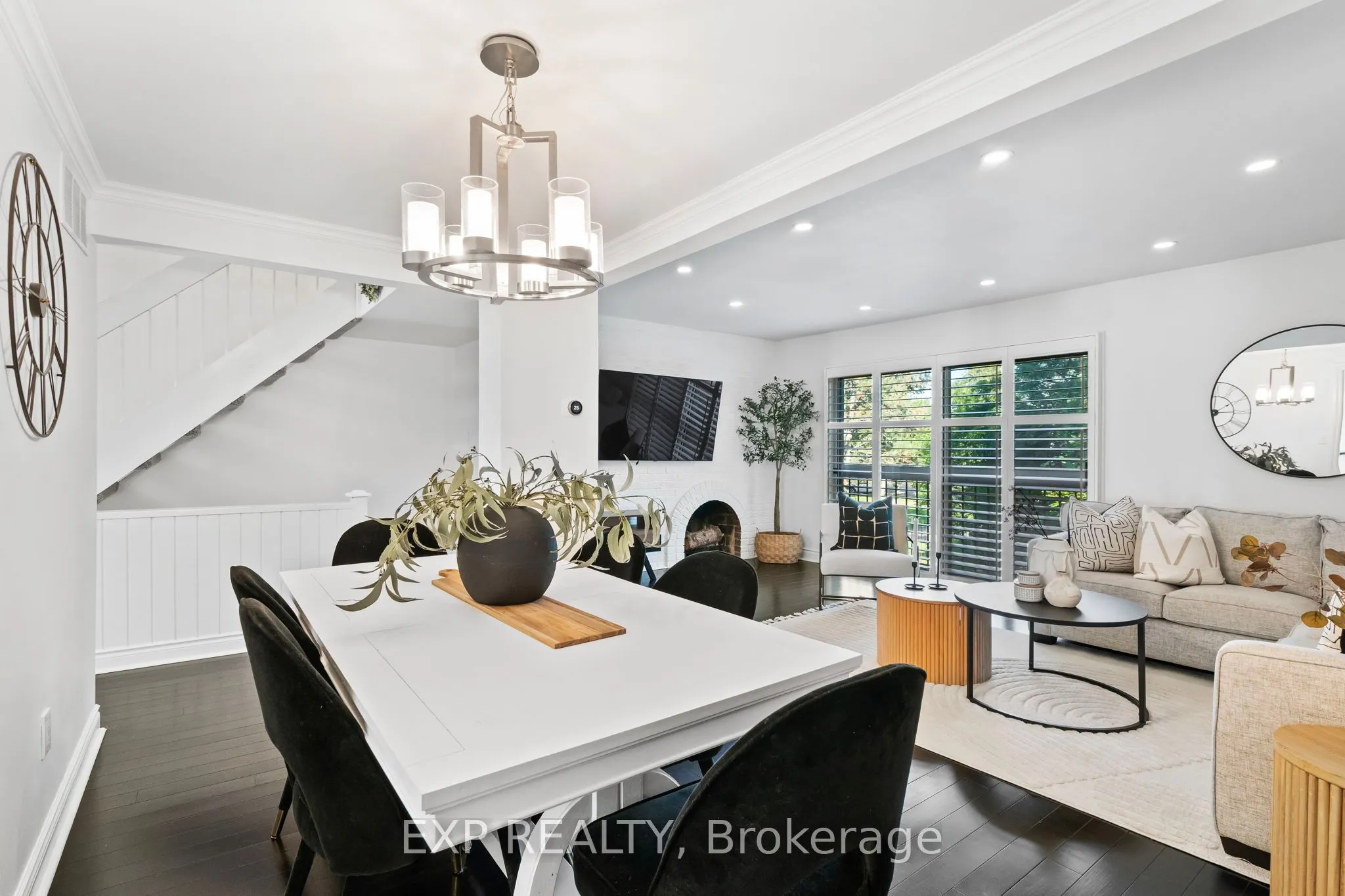 6855 Glen Erin Drive, #21