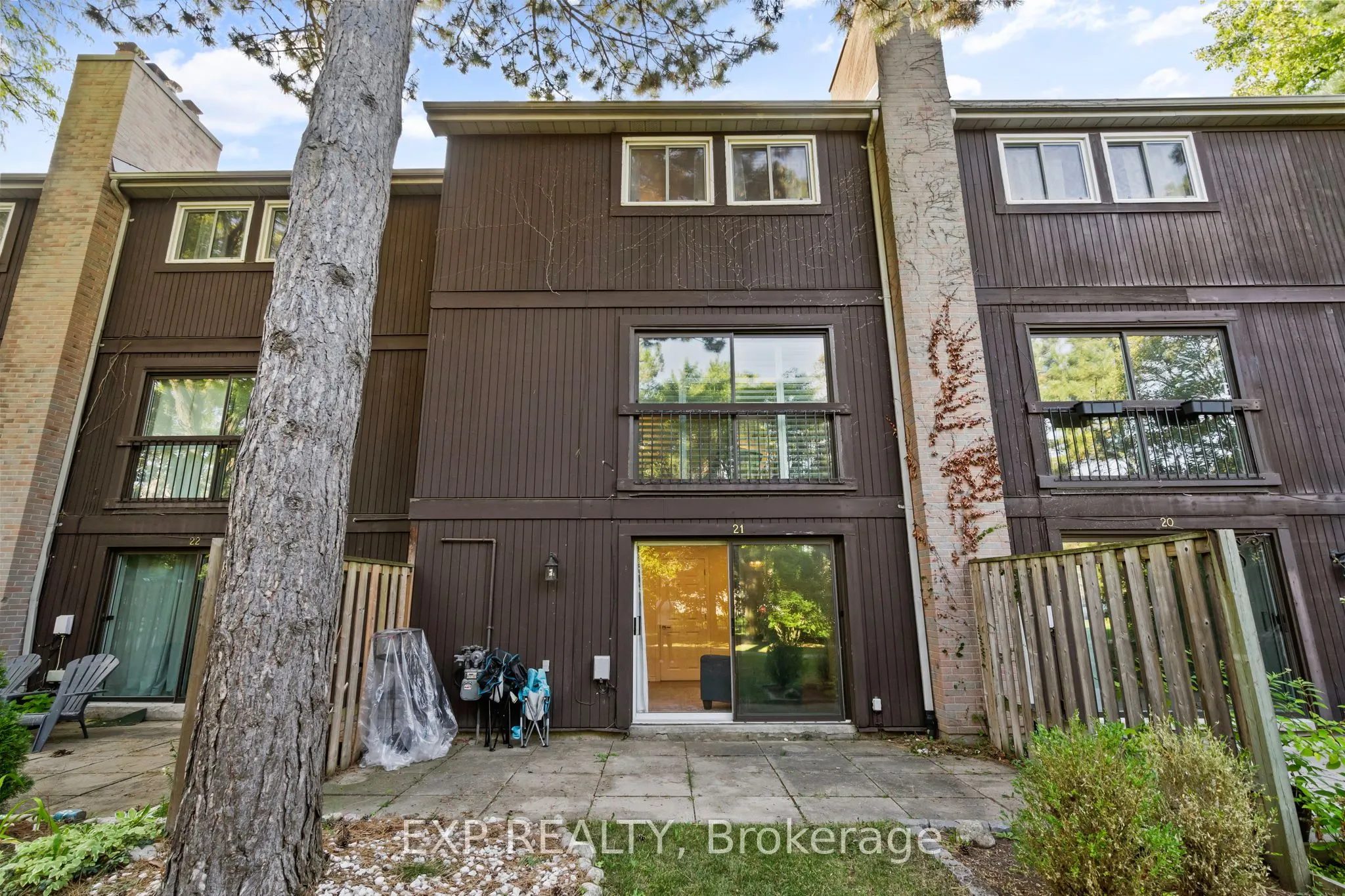 6855 Glen Erin Drive, #21