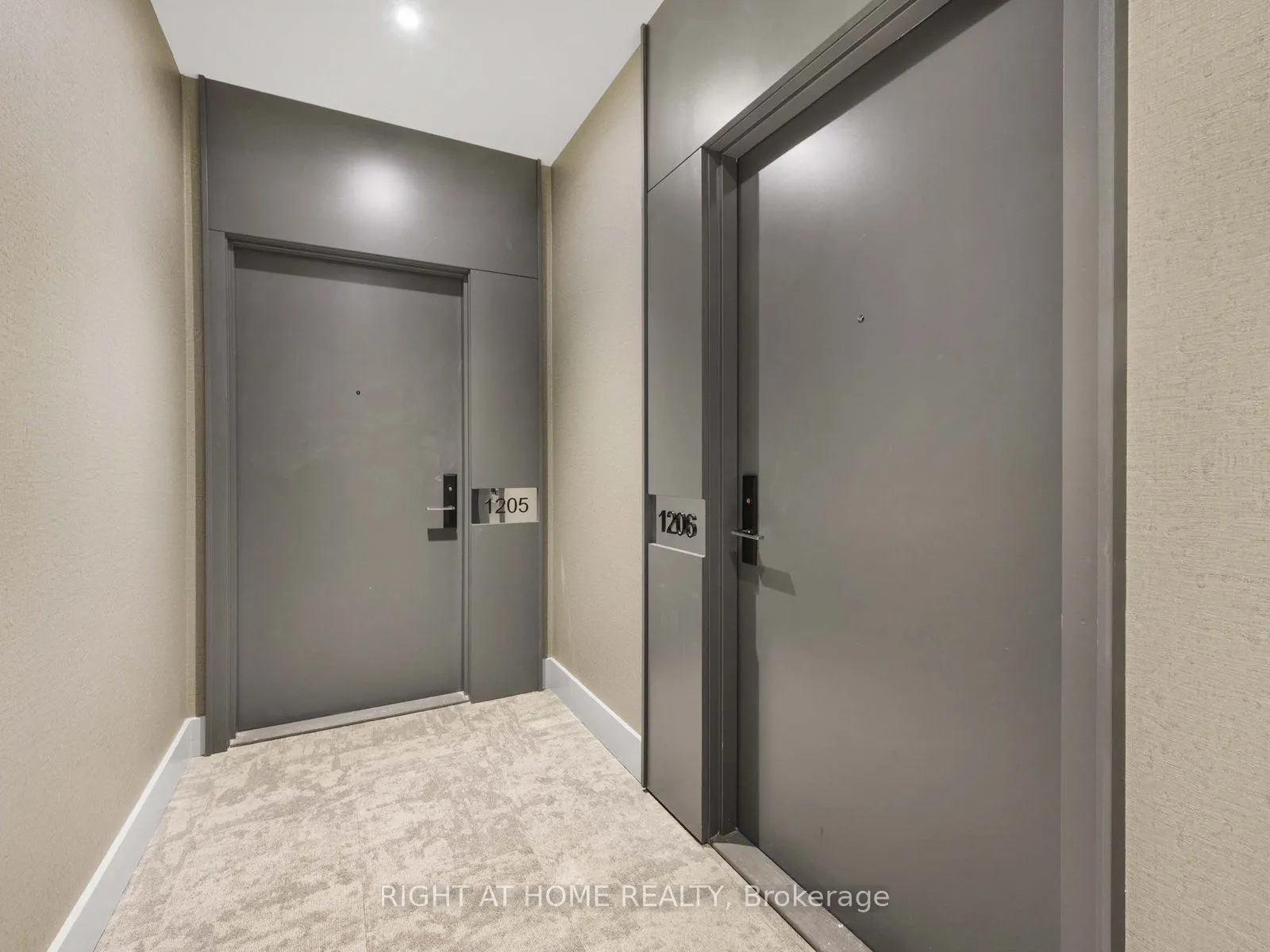 285 Dufferin Street, #Unit #1206
