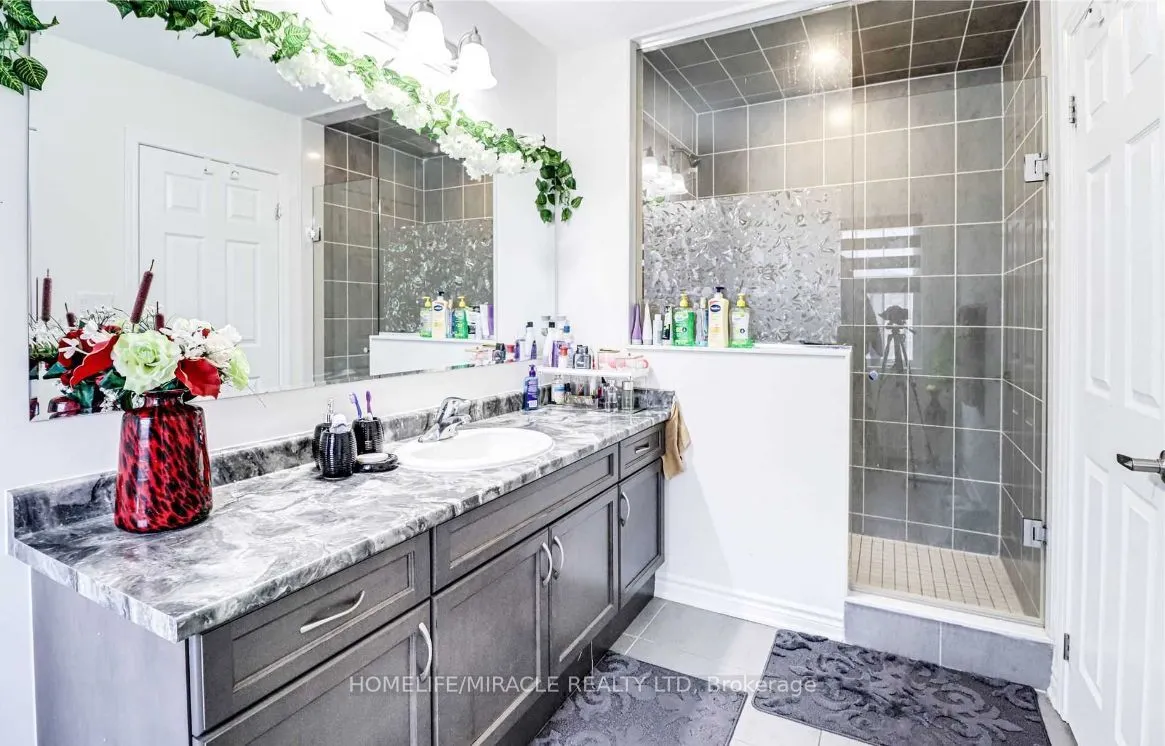 561 Queen Mary Drive