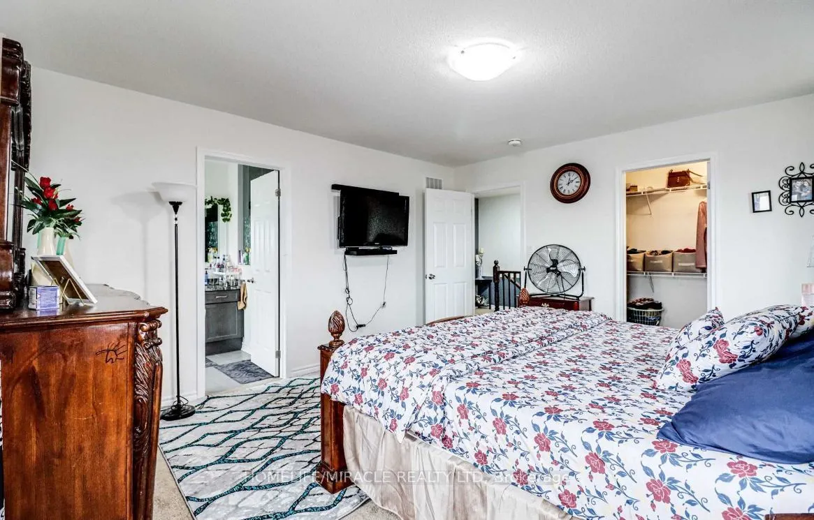 561 Queen Mary Drive