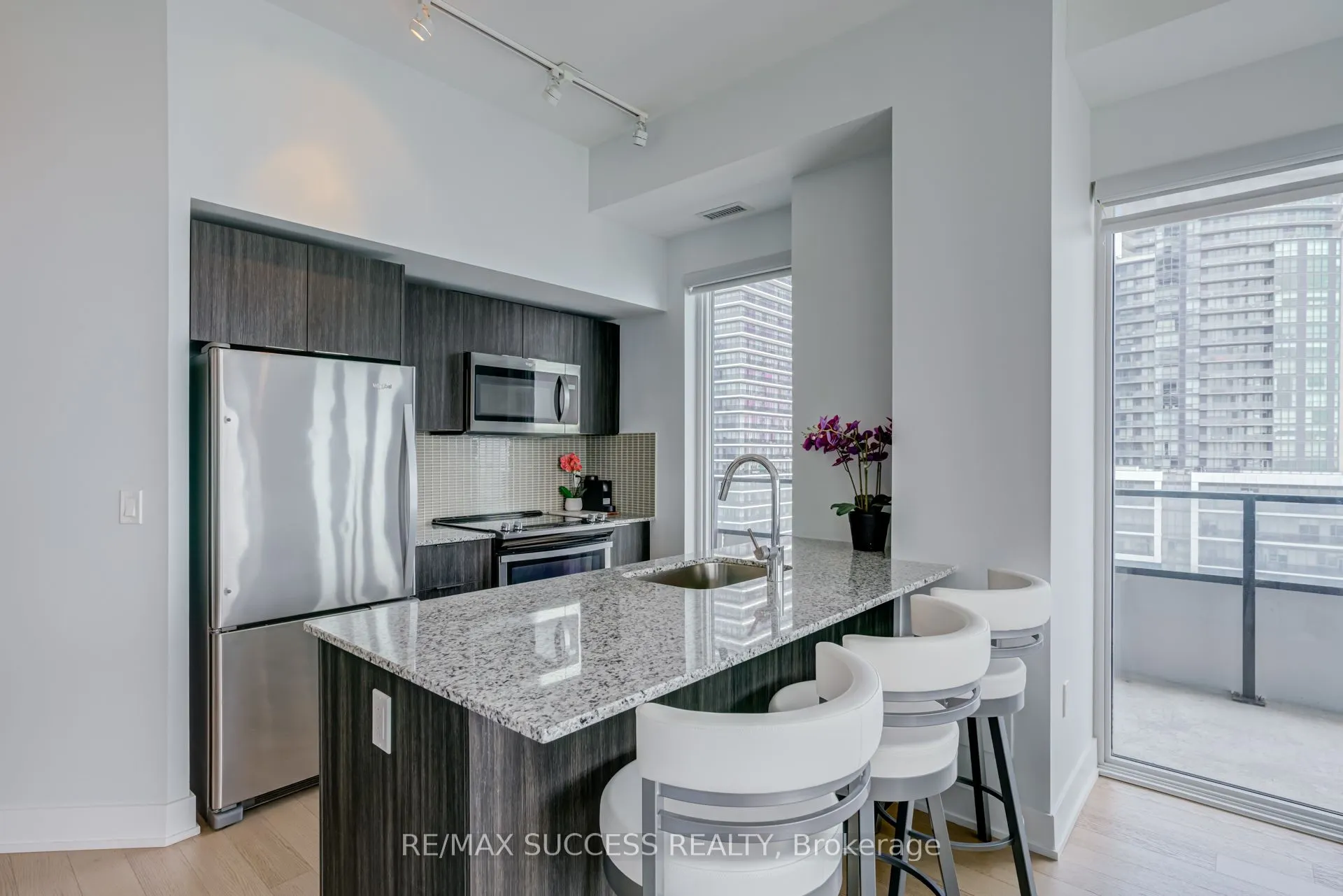 20 Shore breeze Avenue, #1807