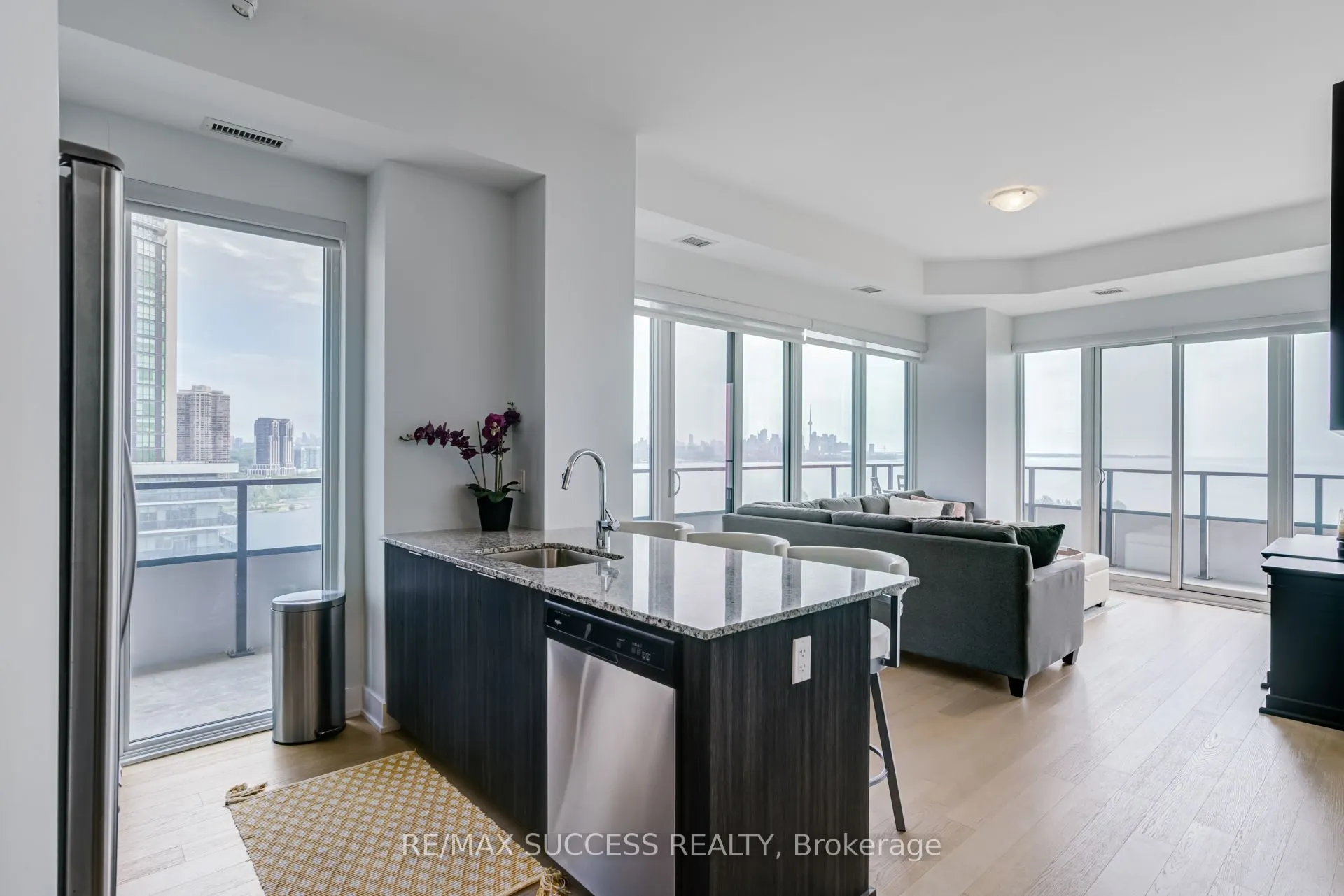20 Shore breeze Avenue, #1807