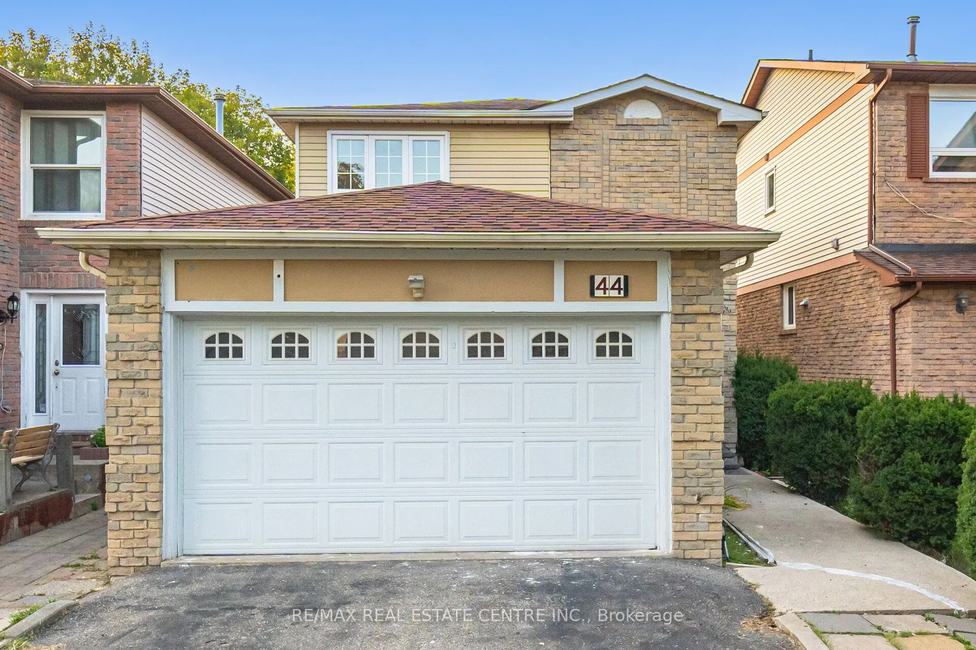 44 Abelard Avenue