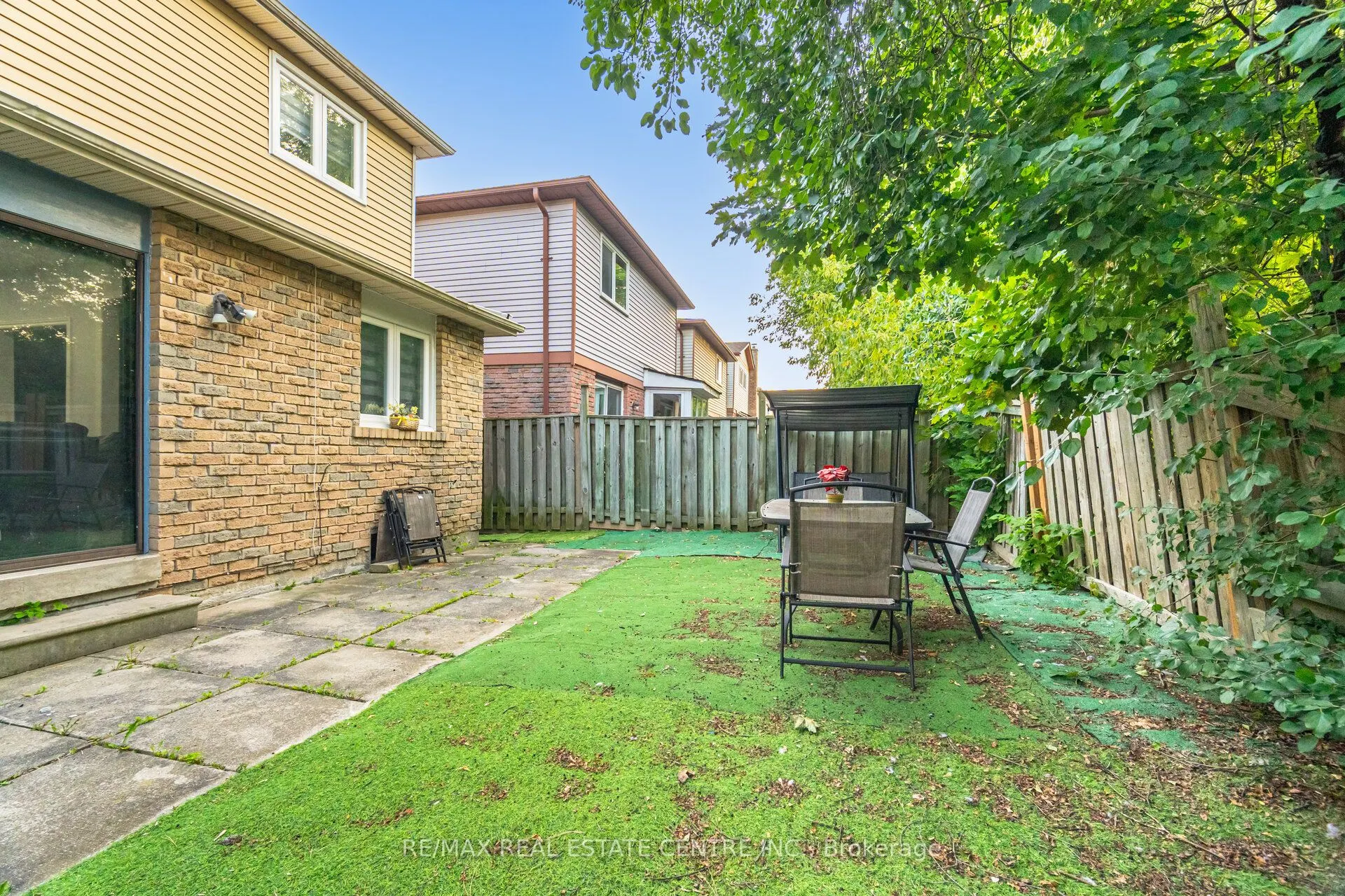 44 Abelard Avenue