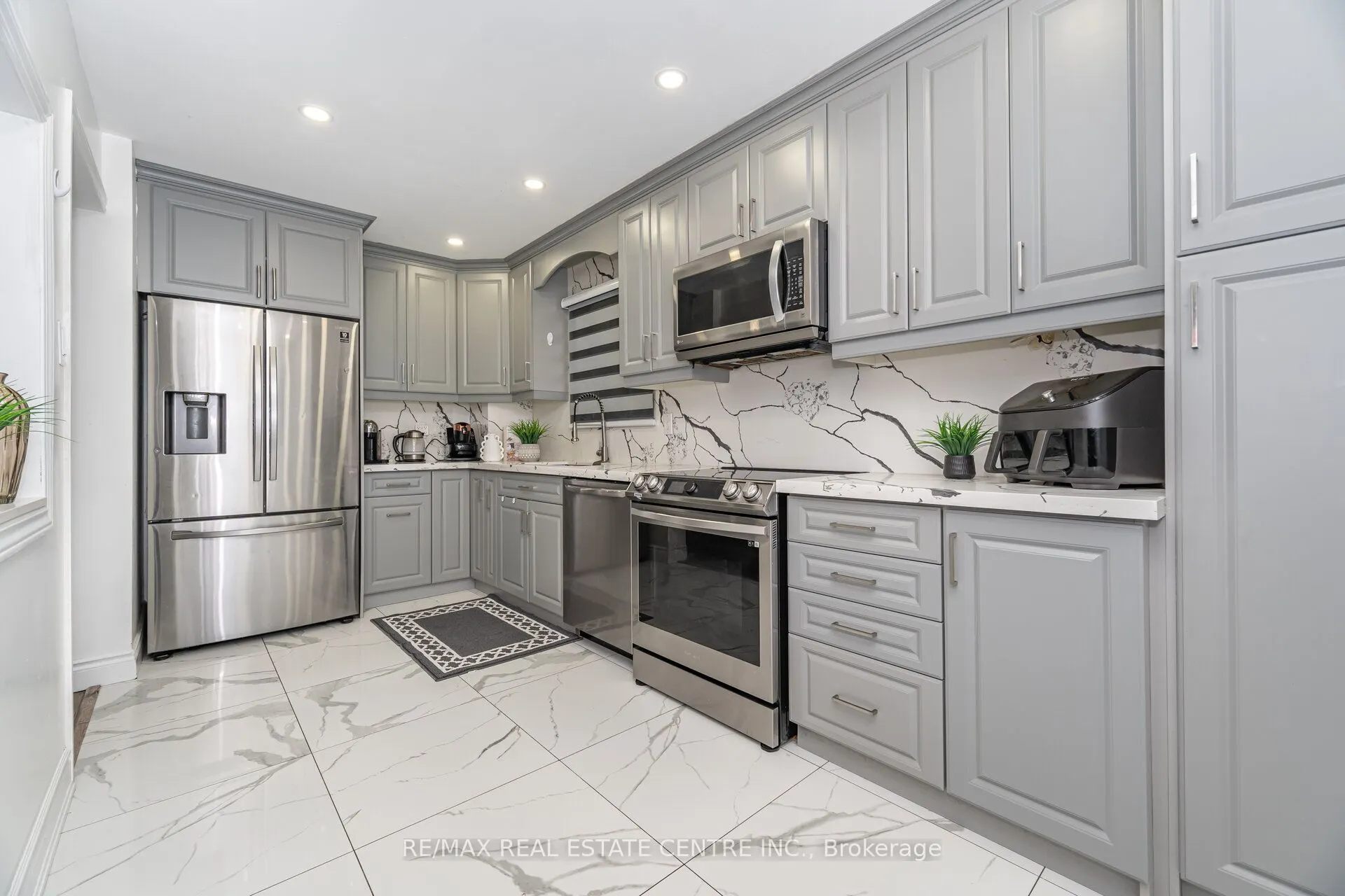 44 Abelard Avenue