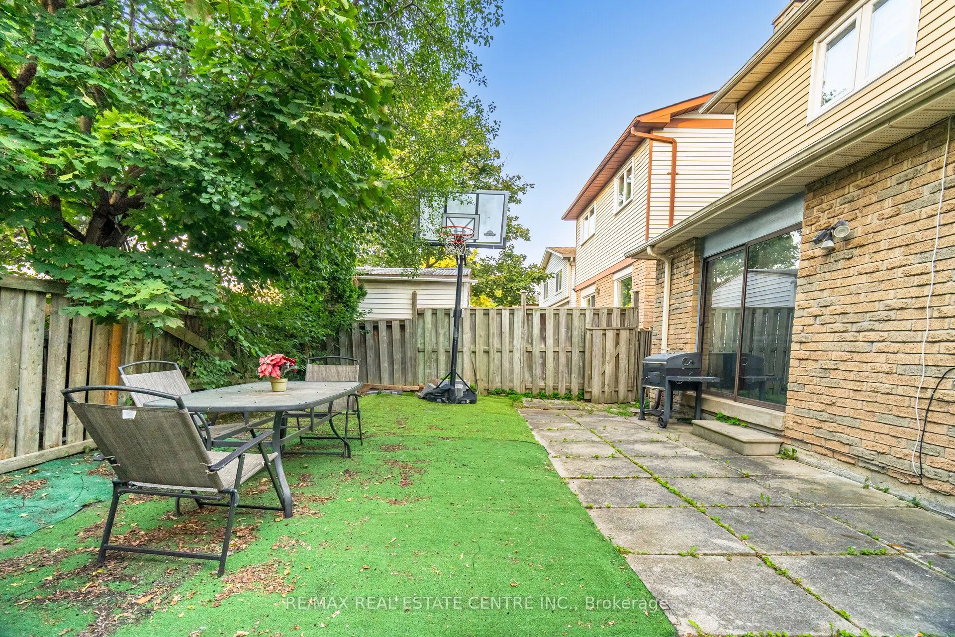 44 Abelard Avenue