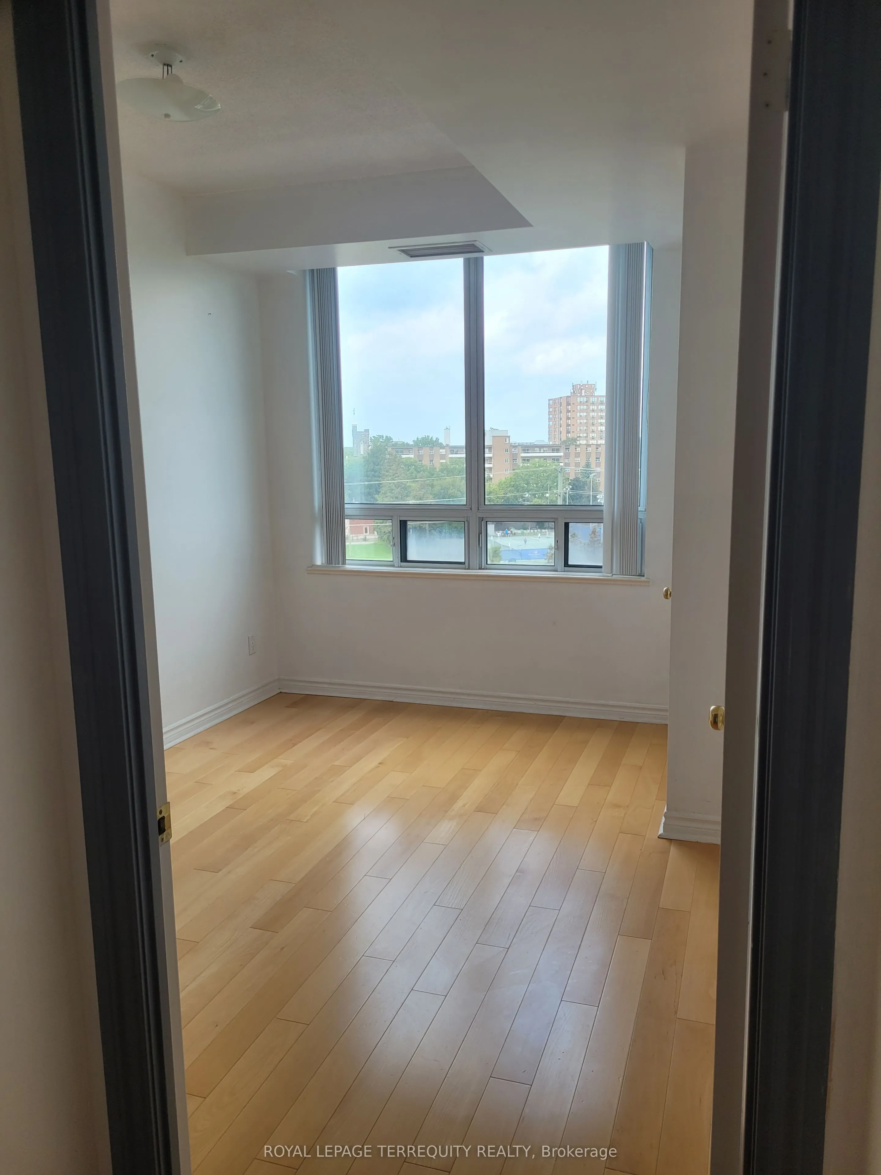 1 Belvedere Court, #507