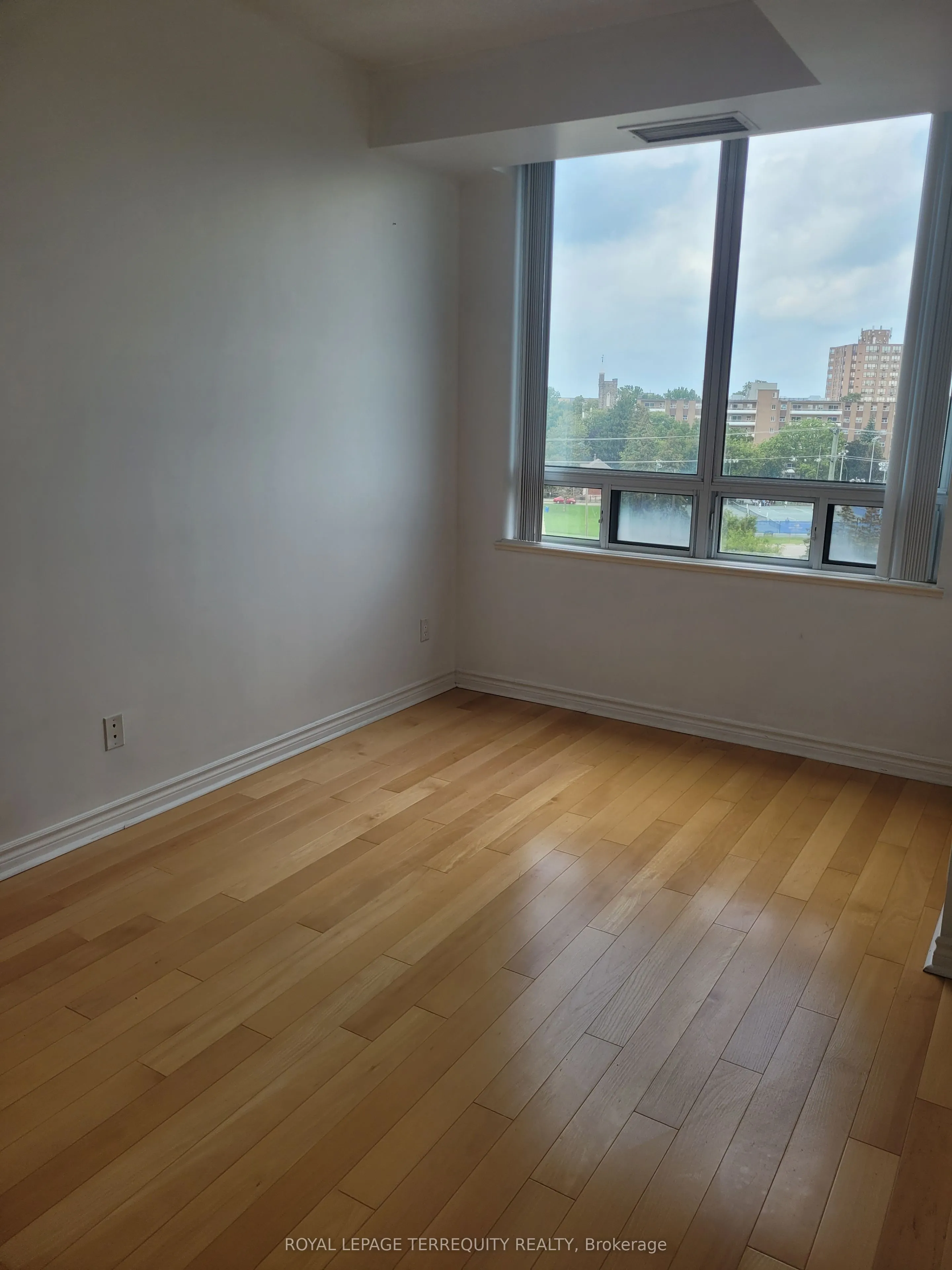 1 Belvedere Court, #507