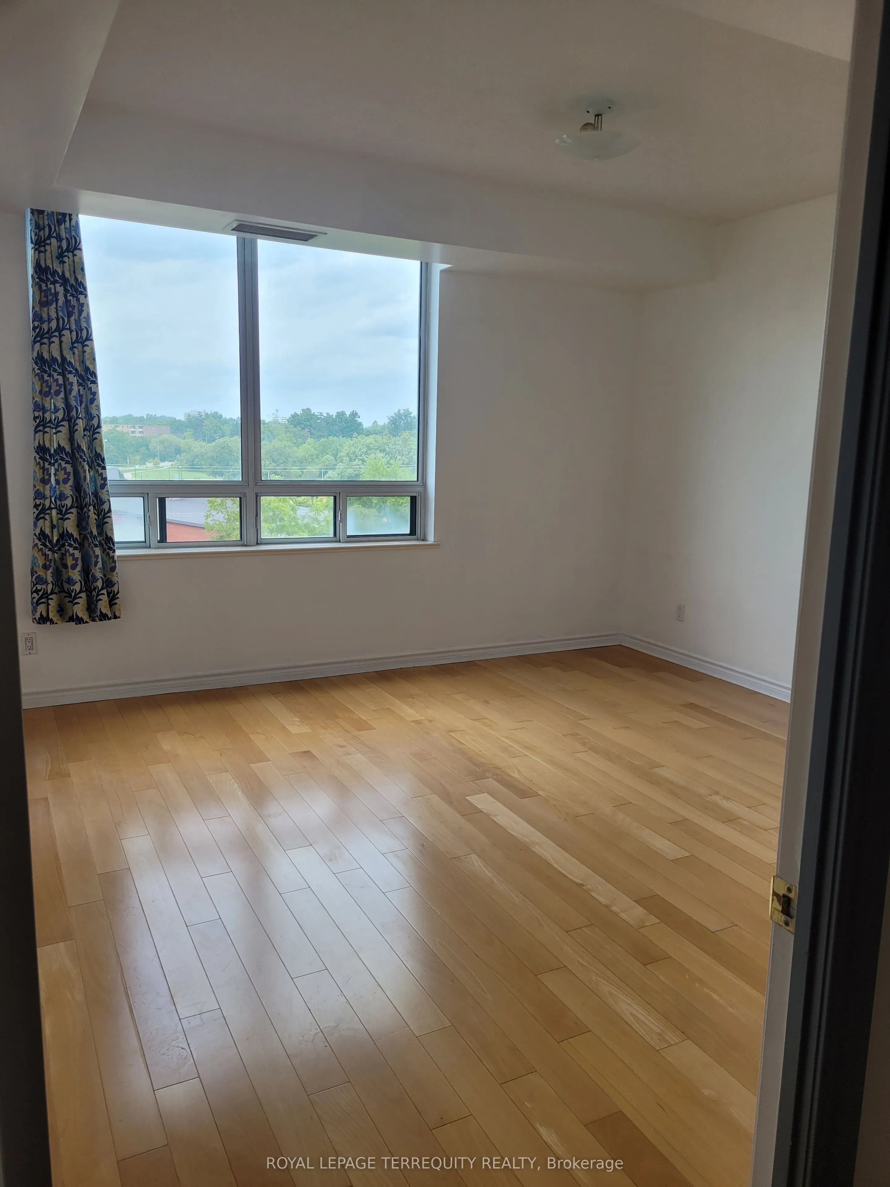 1 Belvedere Court, #507