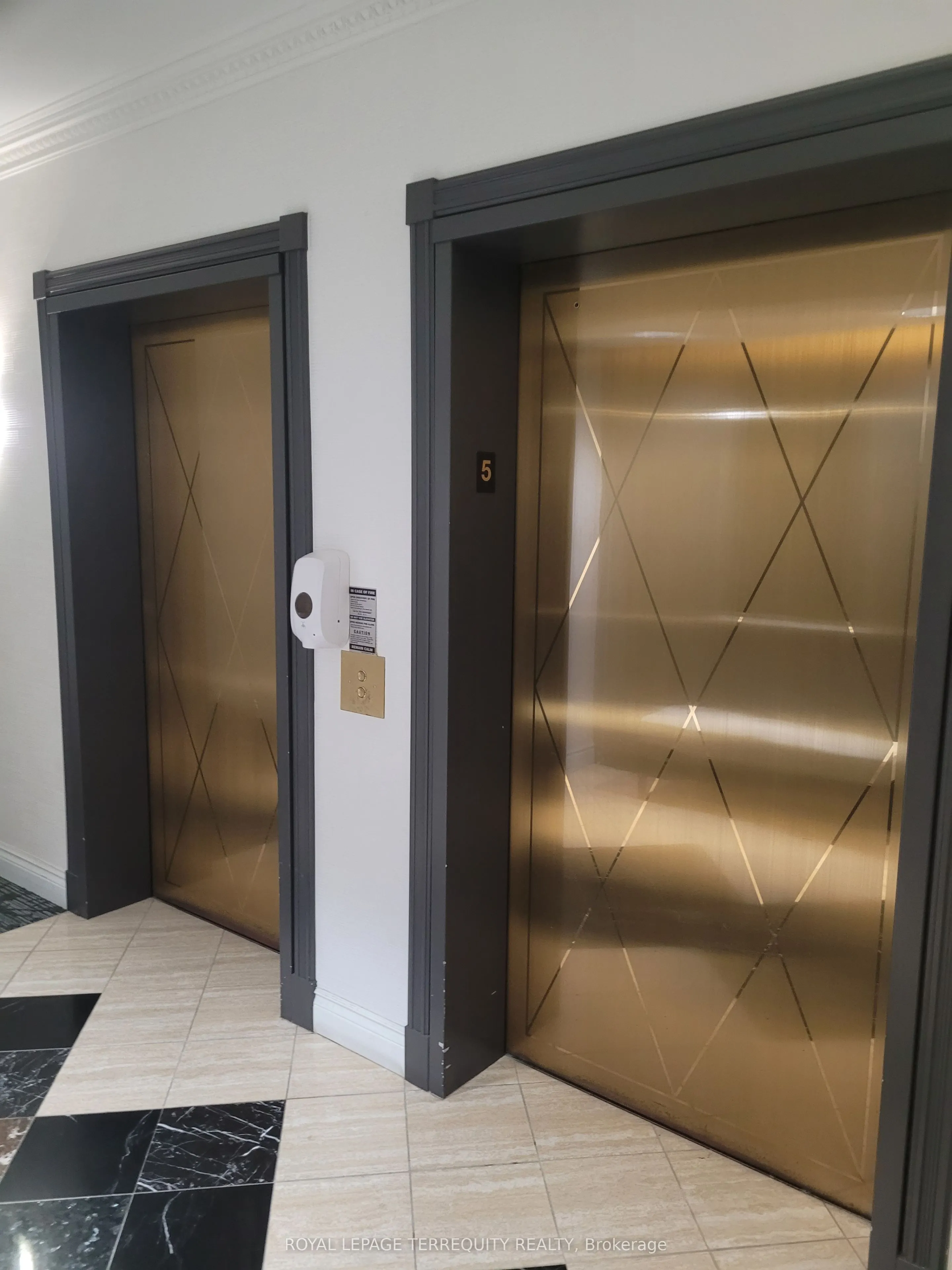 1 Belvedere Court, #507