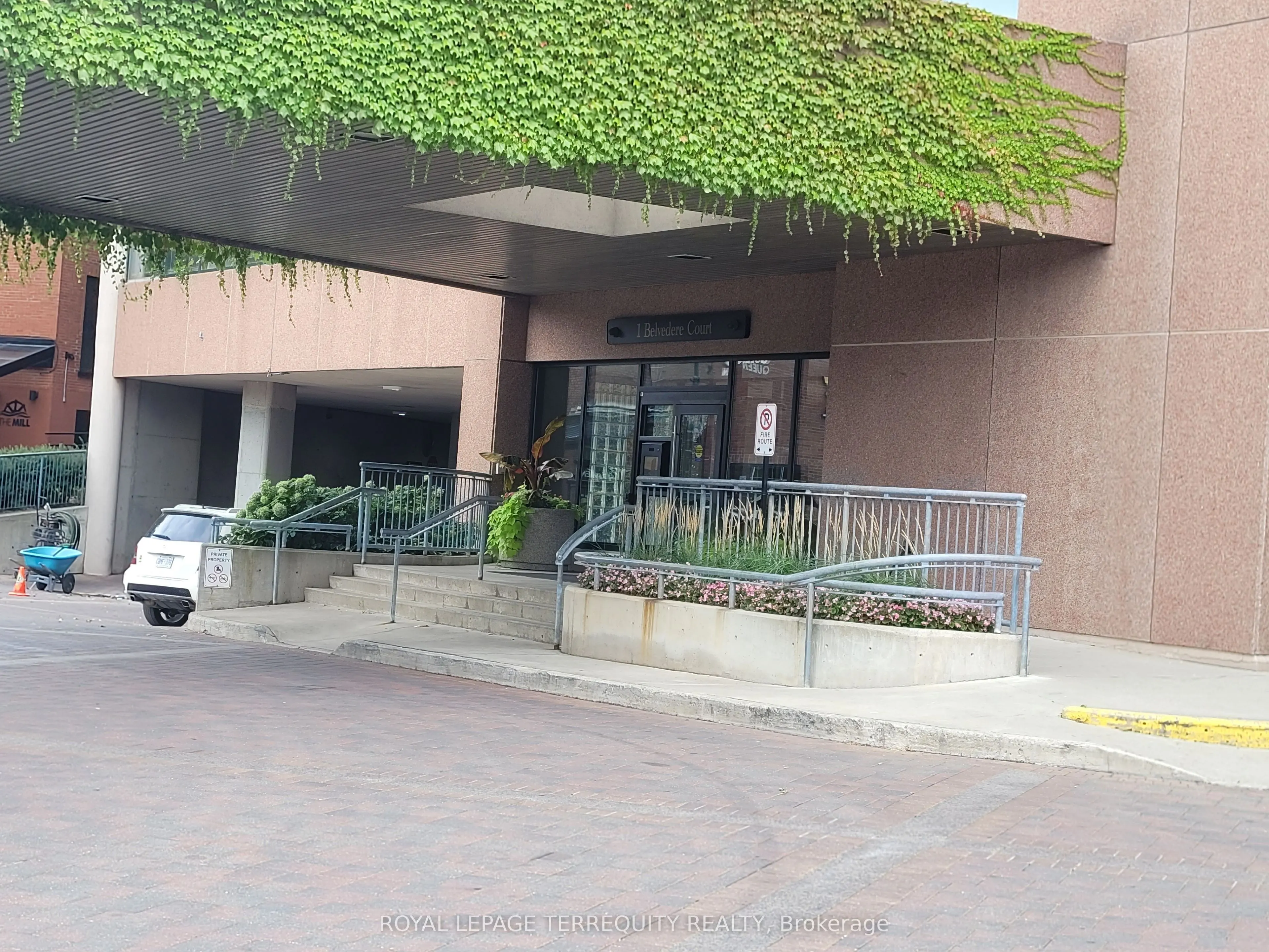 1 Belvedere Court, #507