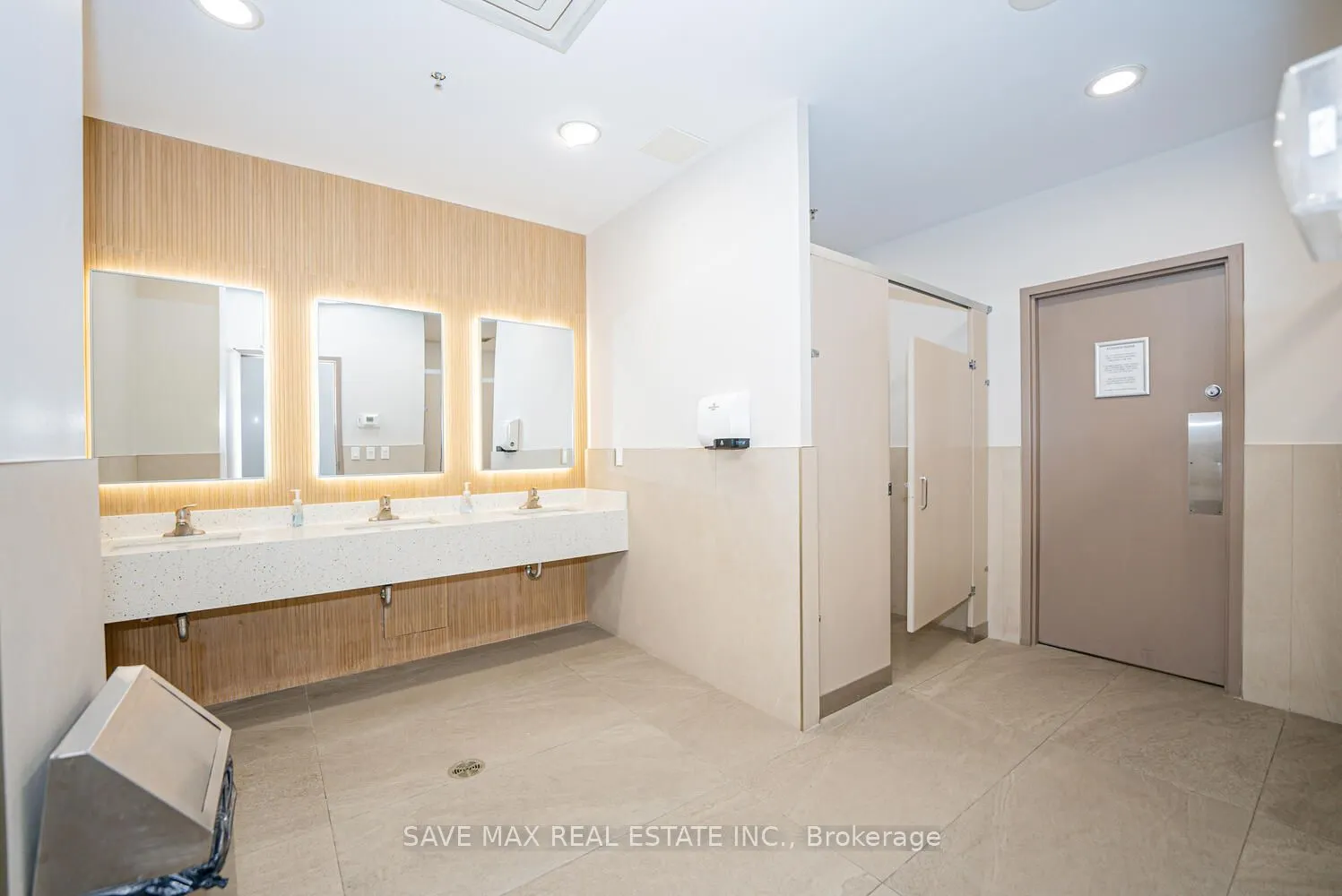 4900 Glen Erin Drive, #1801