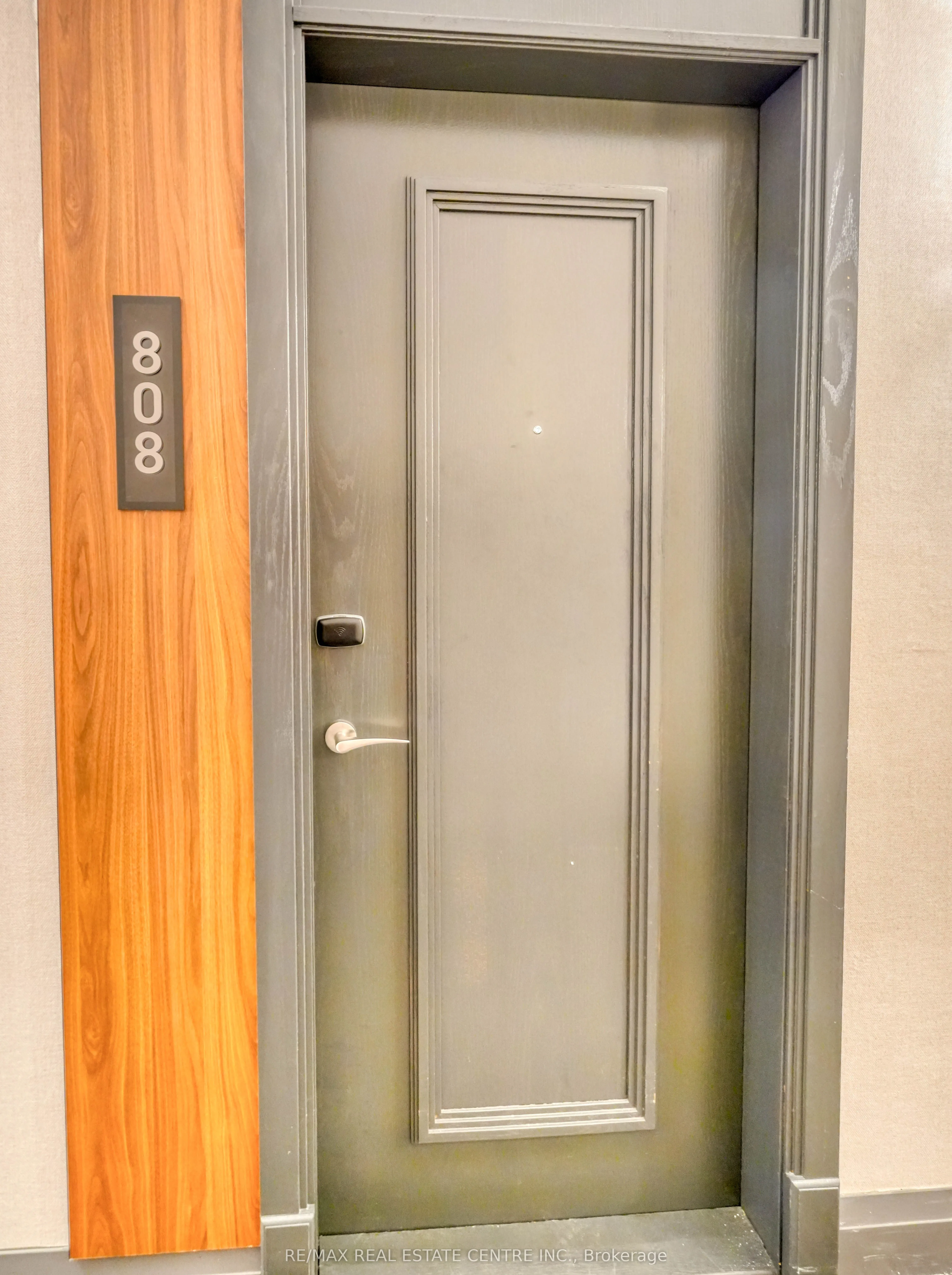 1900 Lake Shore Boulevard W, #808