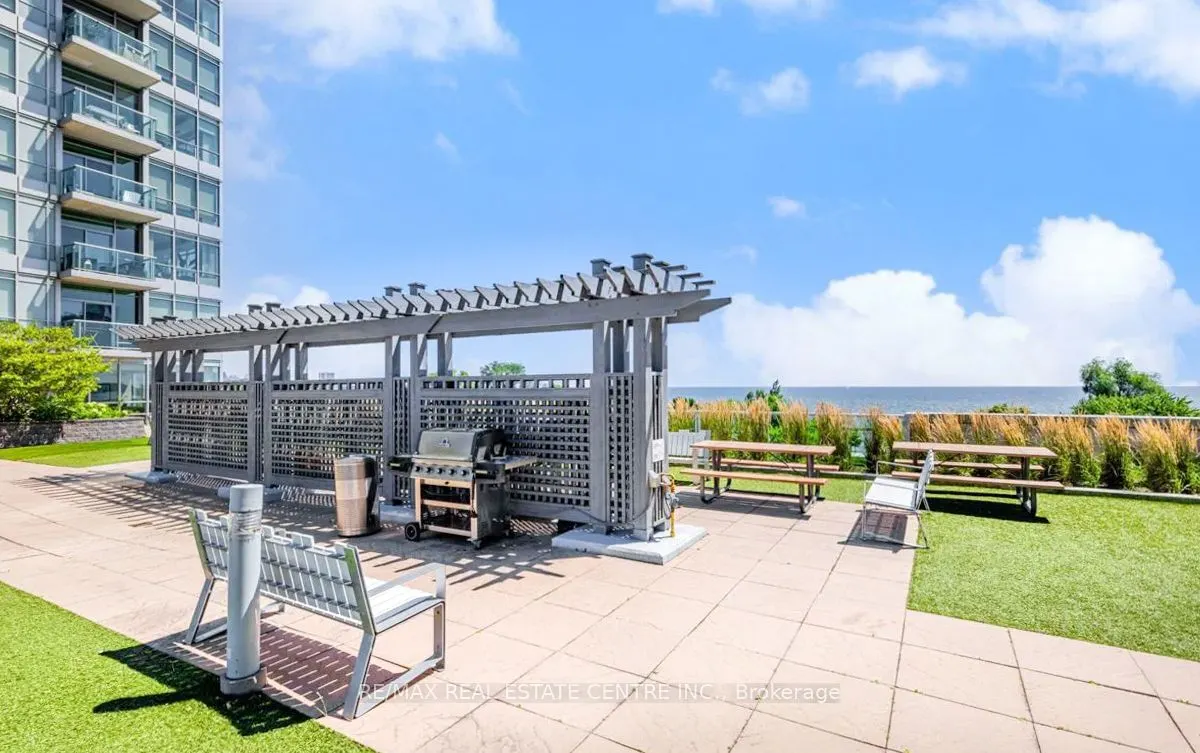1900 Lake Shore Boulevard W, #808
