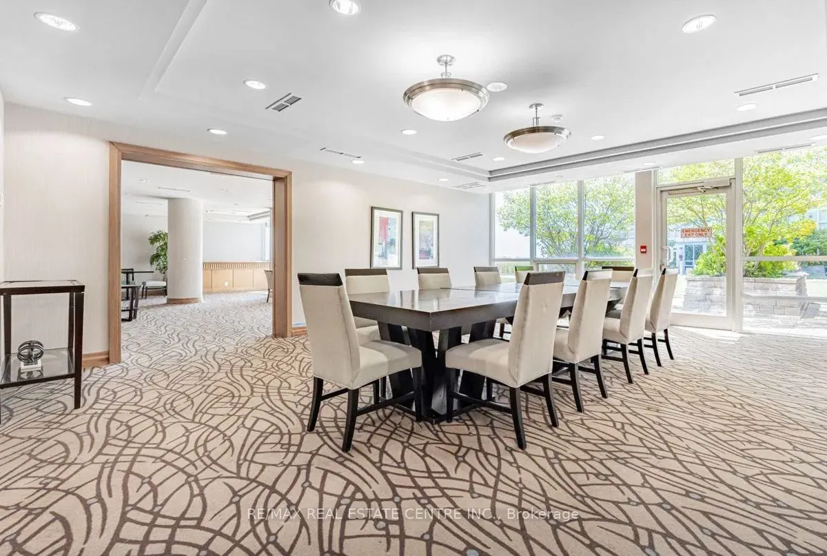 1900 Lake Shore Boulevard W, #808
